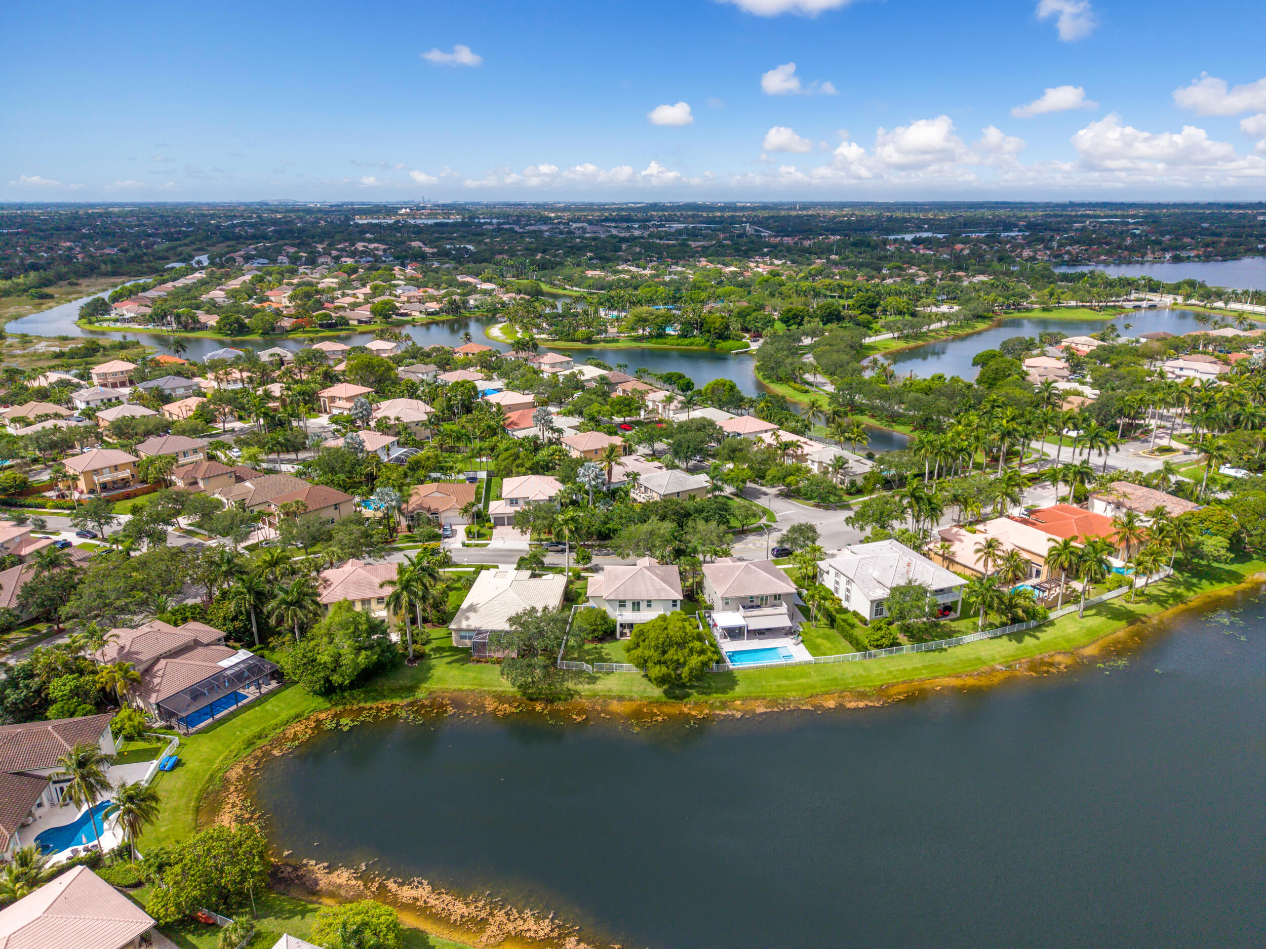 PEMBROKE ISLES 1 - Residential