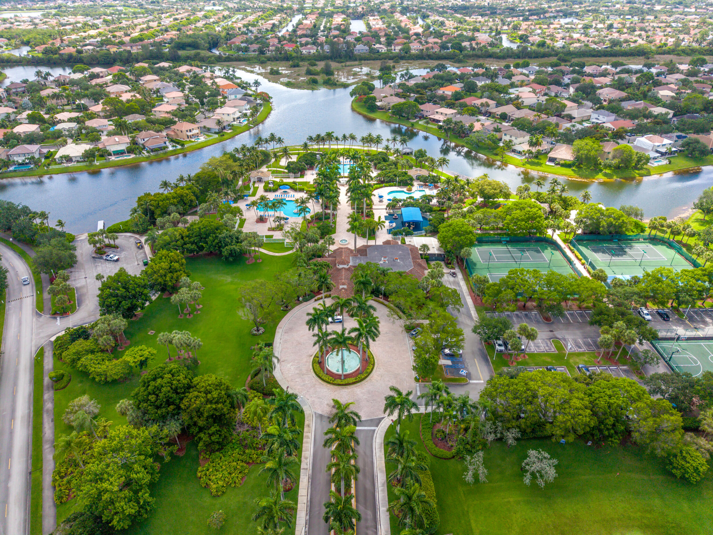 PEMBROKE ISLES 1 - Residential