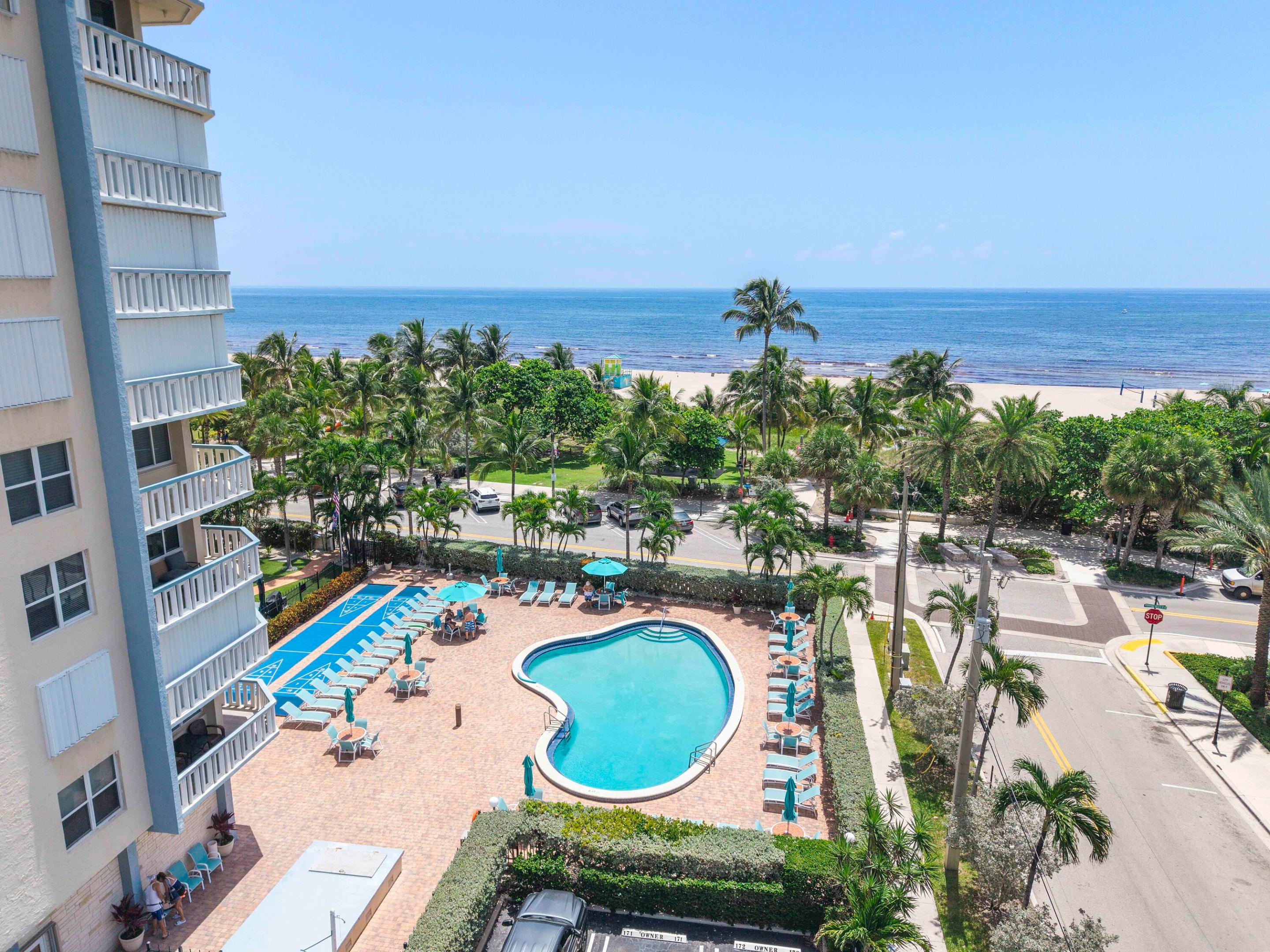 JAMAICA HOUSE CONDOMINIUM - Residential