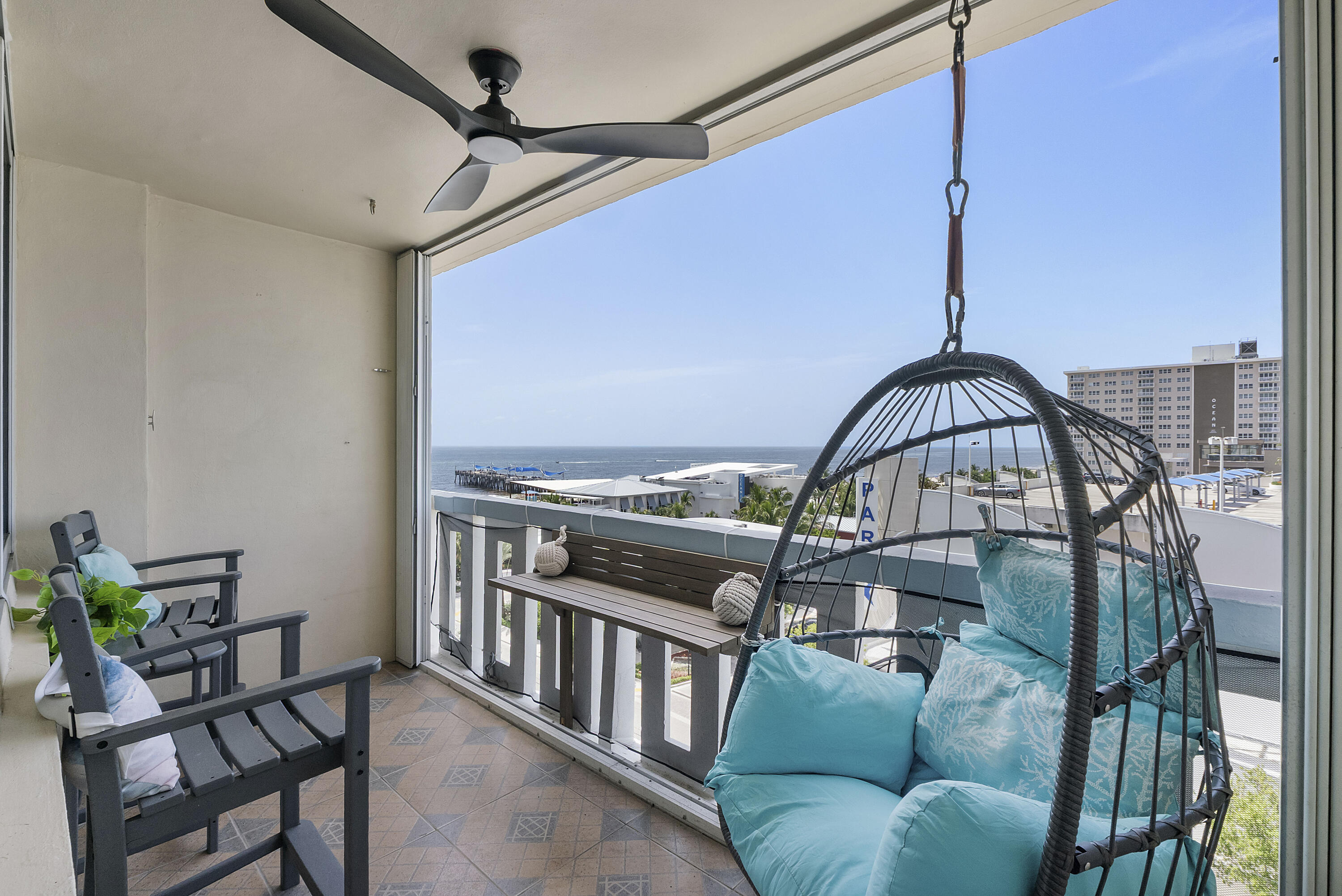 JAMAICA HOUSE CONDOMINIUM - Residential
