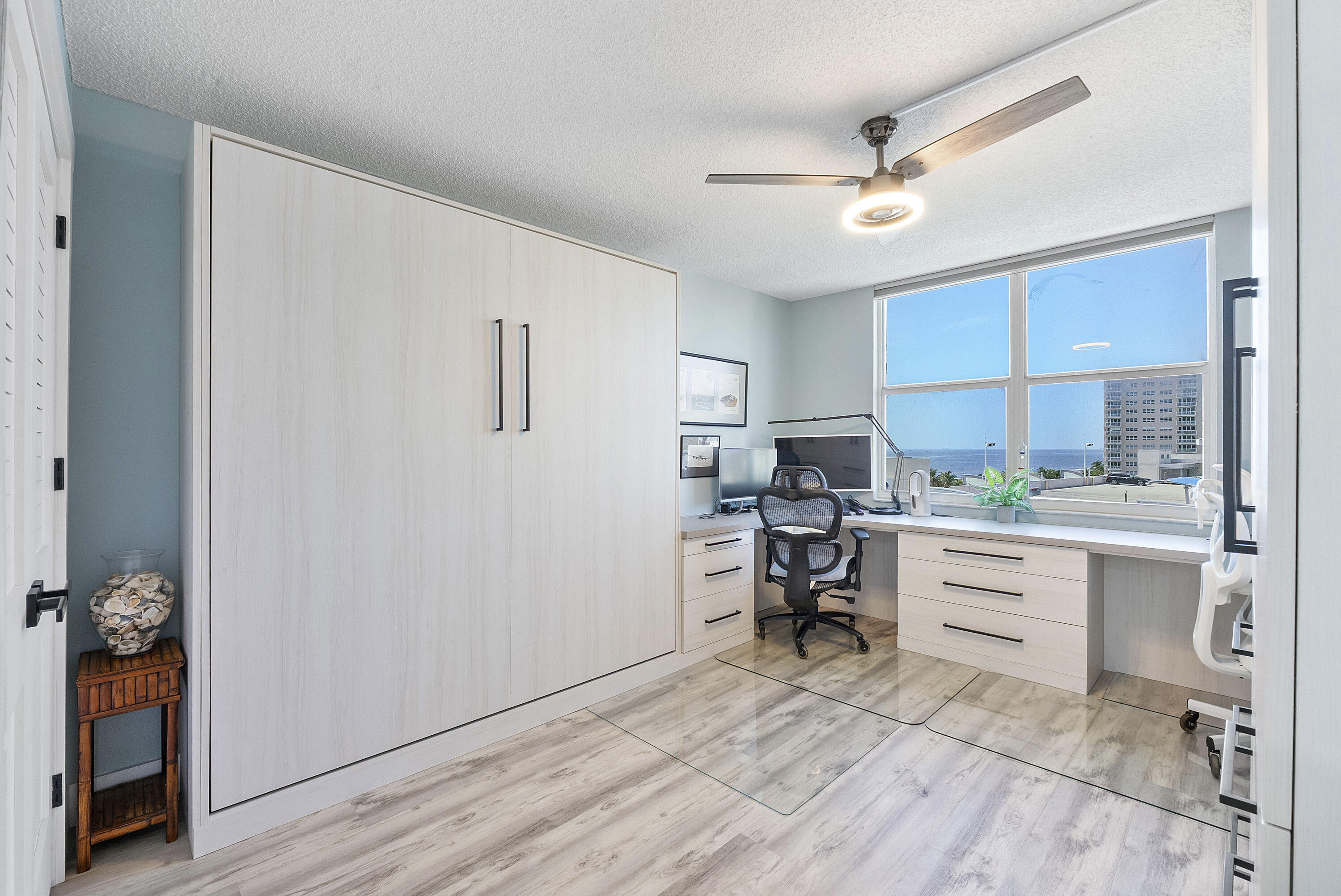 JAMAICA HOUSE CONDOMINIUM - Residential