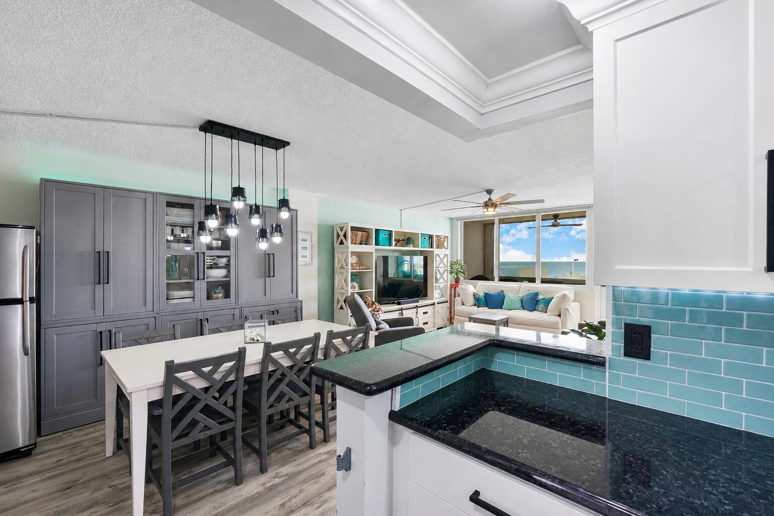 JAMAICA HOUSE CONDOMINIUM - Residential