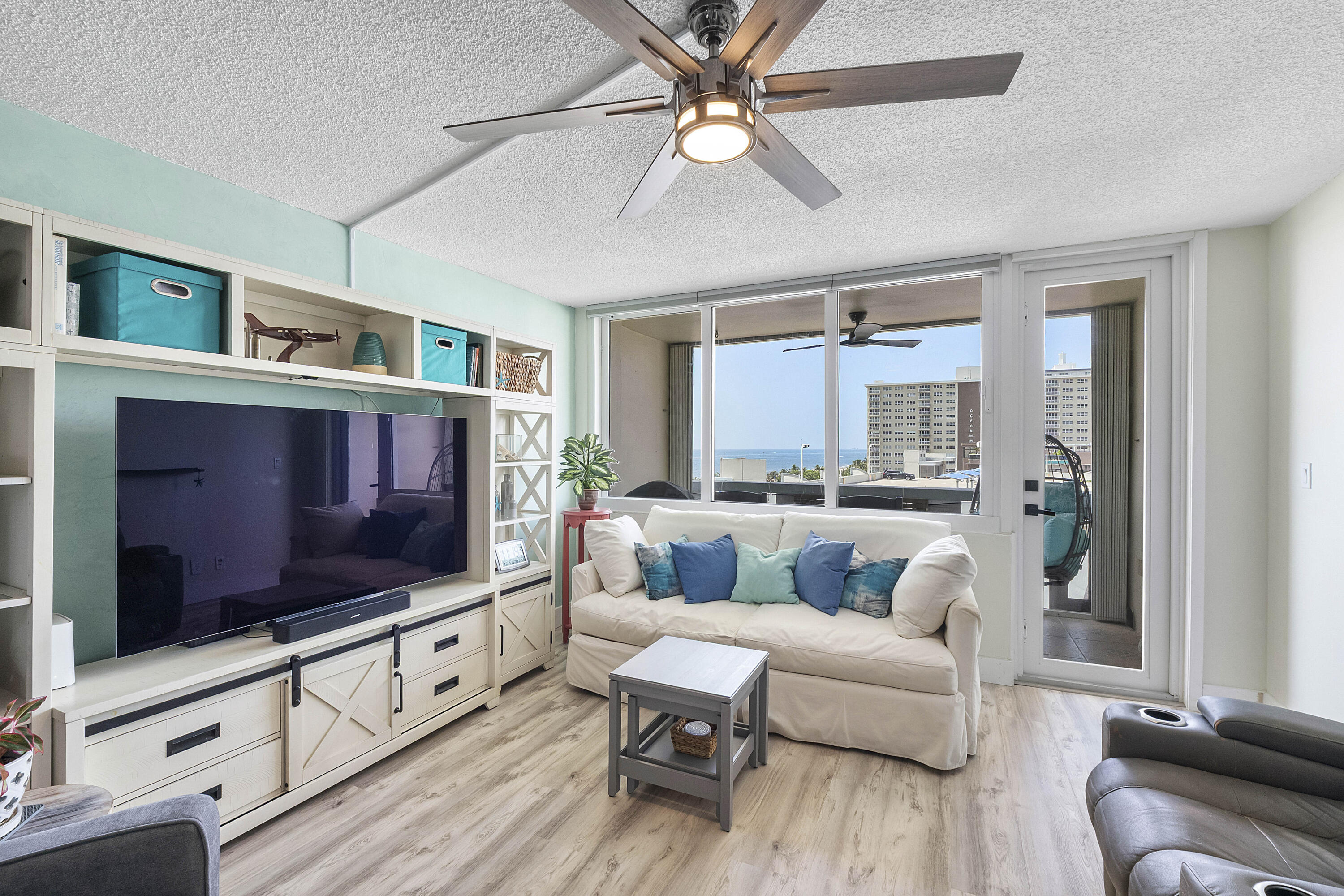 JAMAICA HOUSE CONDOMINIUM - Residential