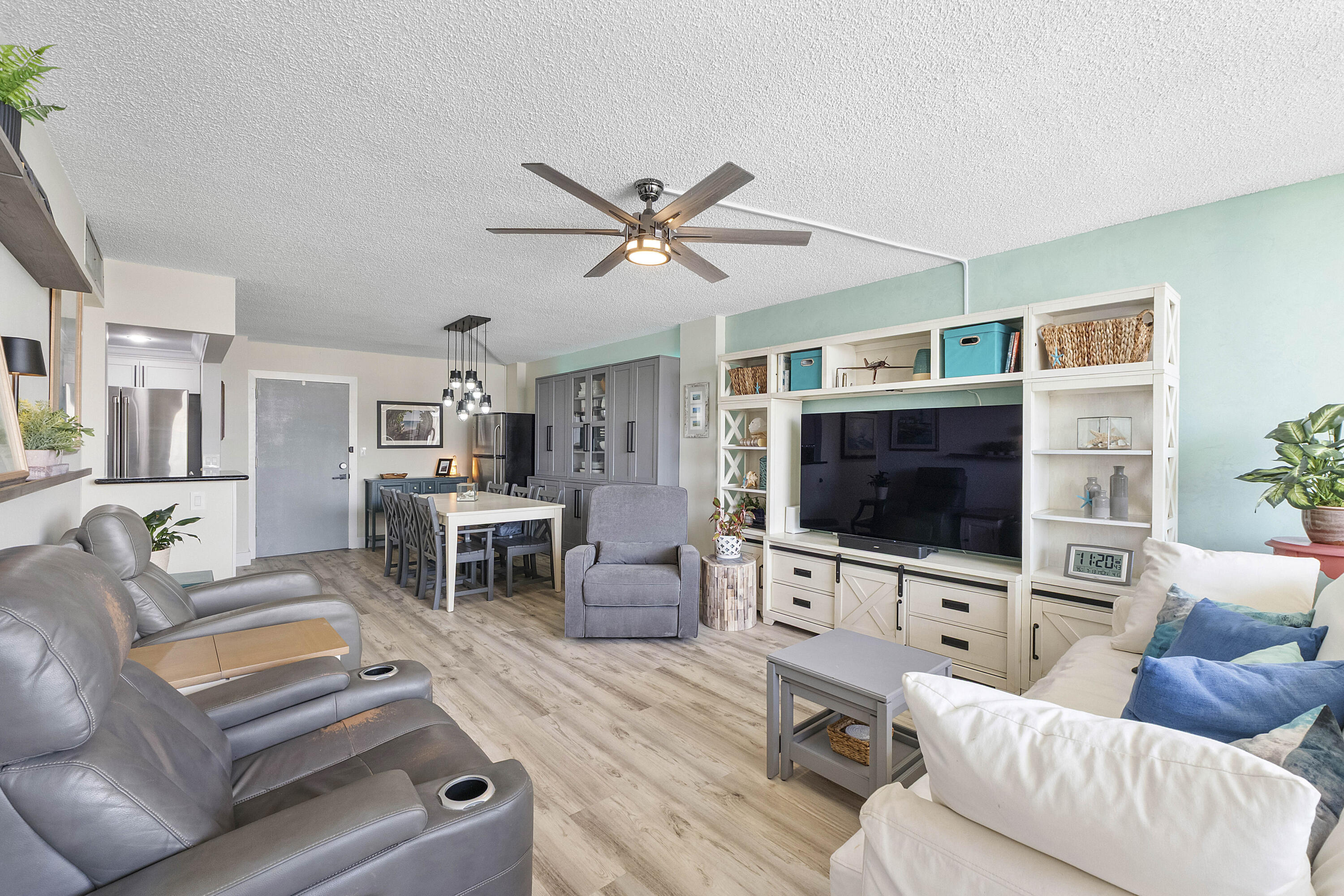 JAMAICA HOUSE CONDOMINIUM - Residential