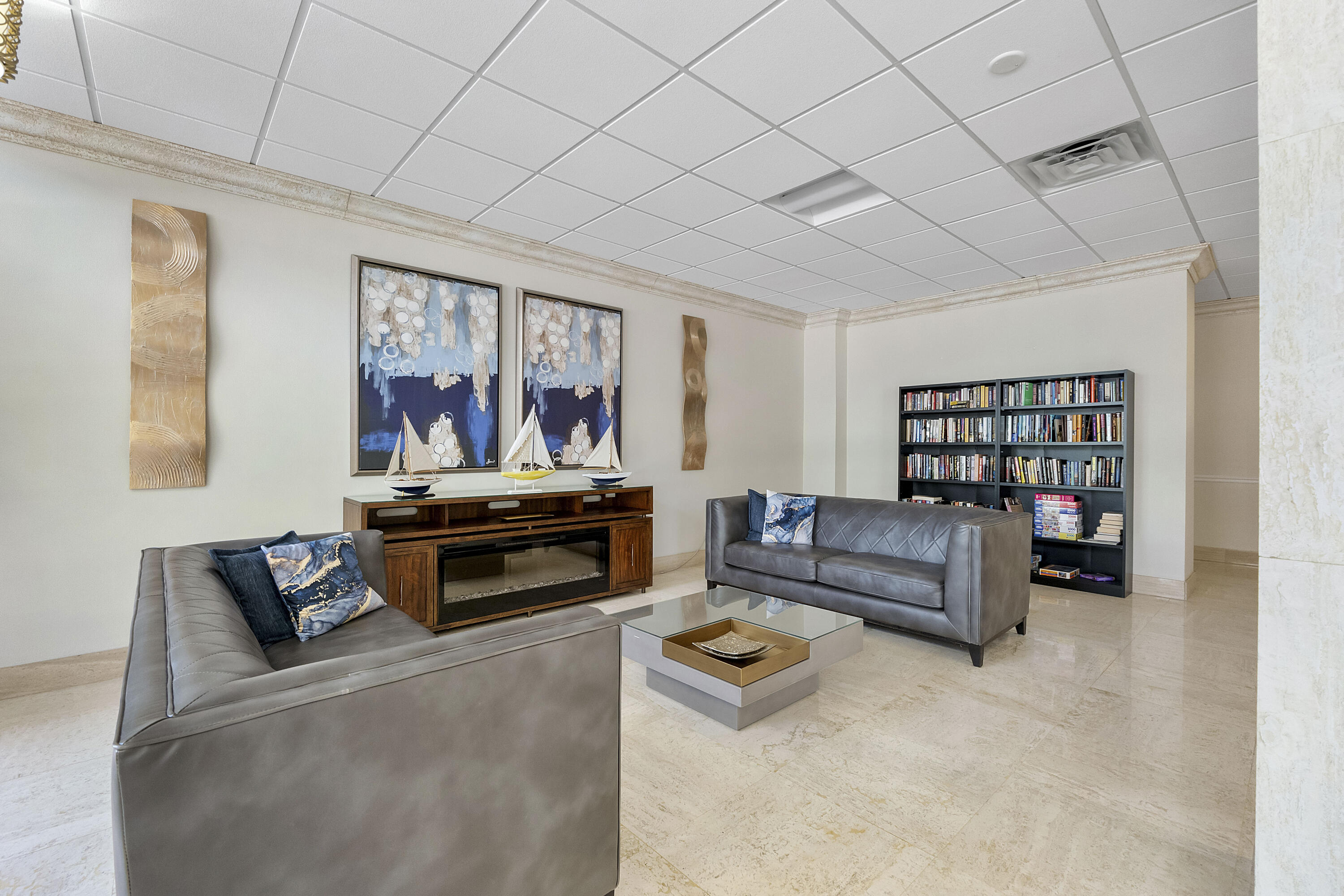 JAMAICA HOUSE CONDOMINIUM - Residential