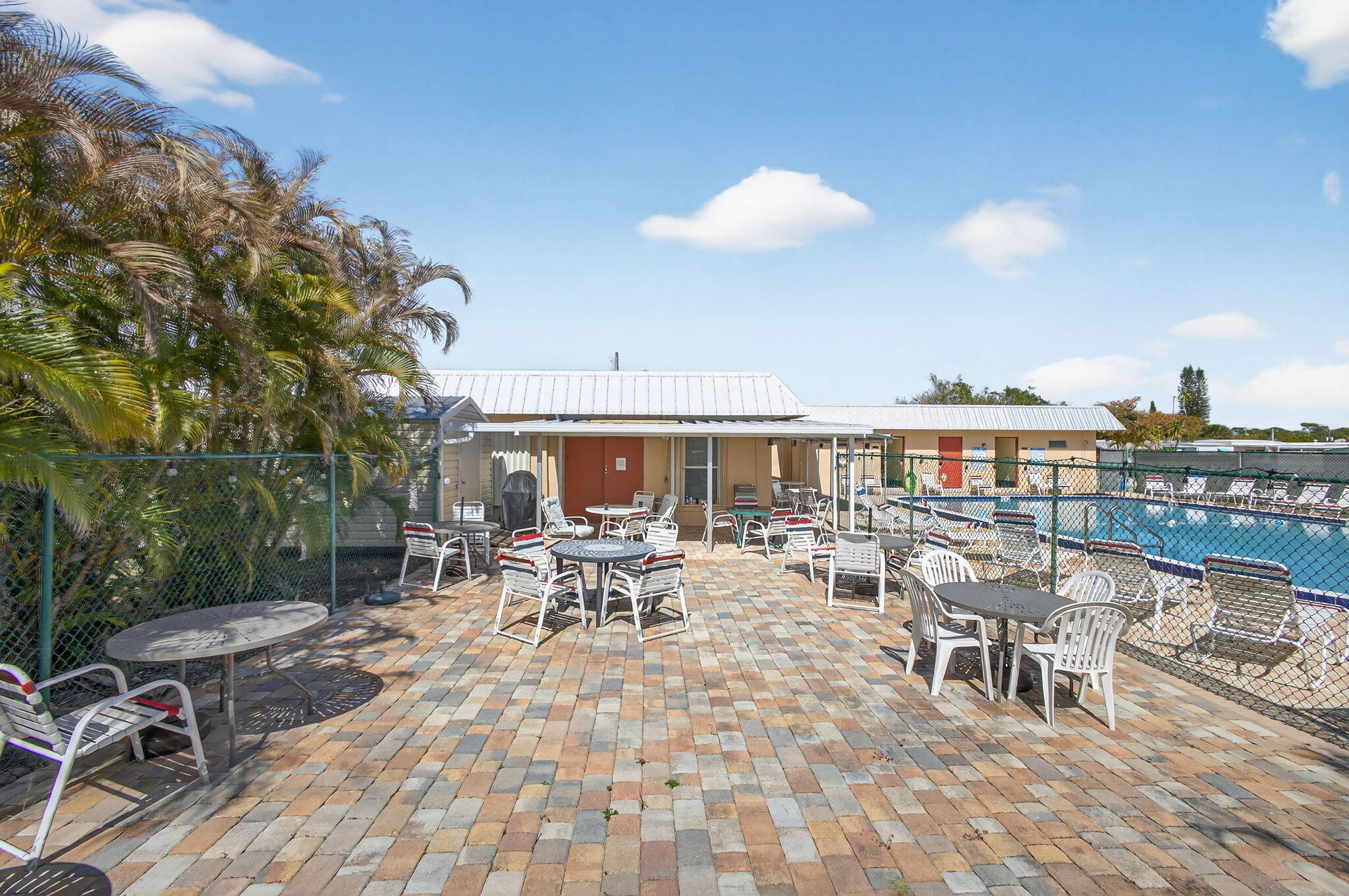 Ridgeway Mobile Home Plat 1-6 - Residential Lease