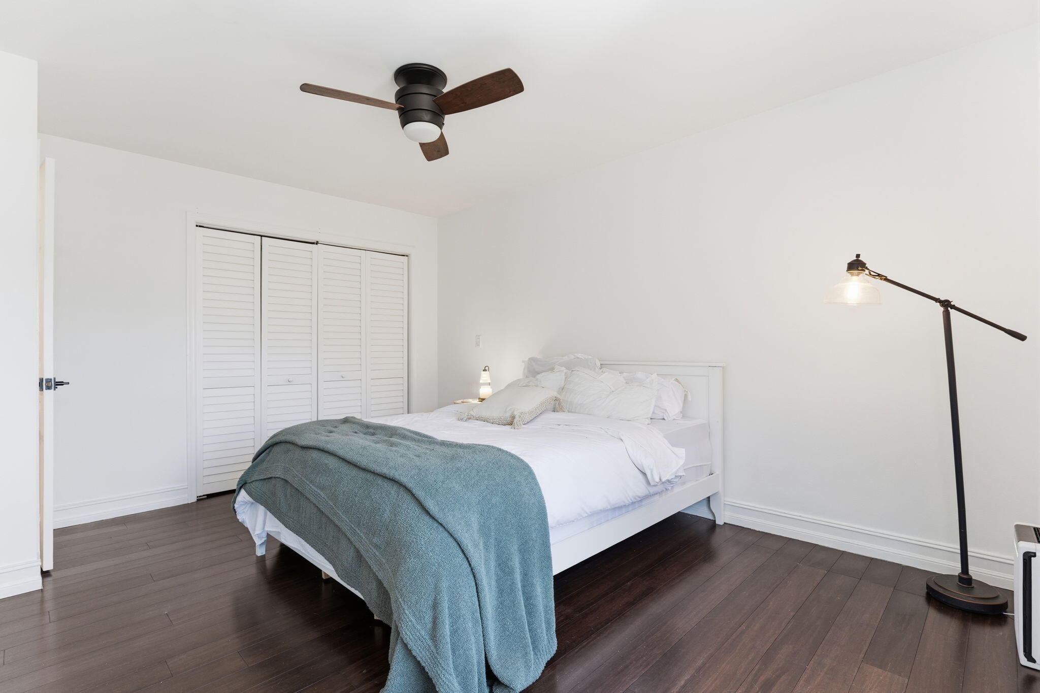 WINCHESTER COURT - Residential