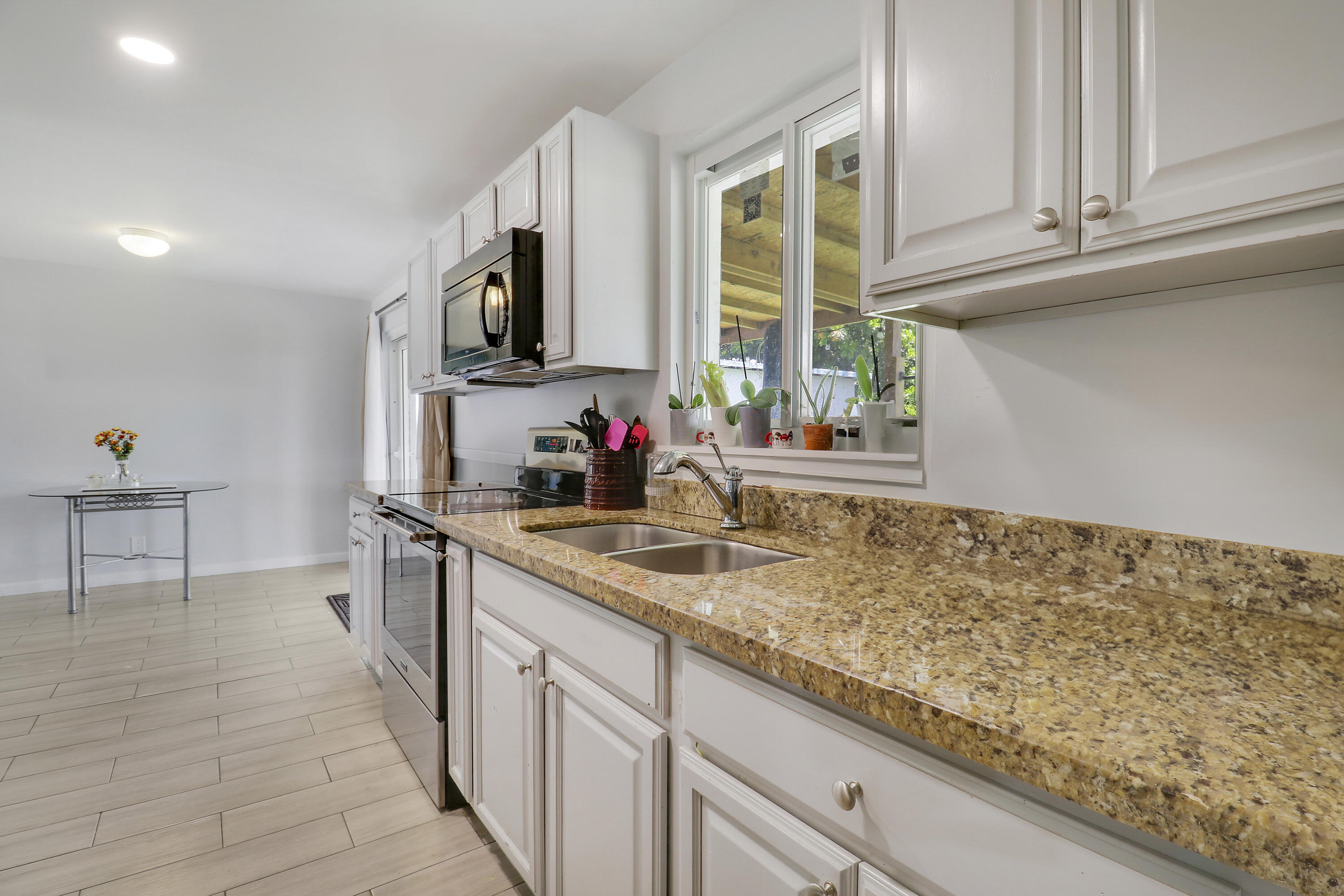 PALM BEACH CABANA COLONY 2 - Residential