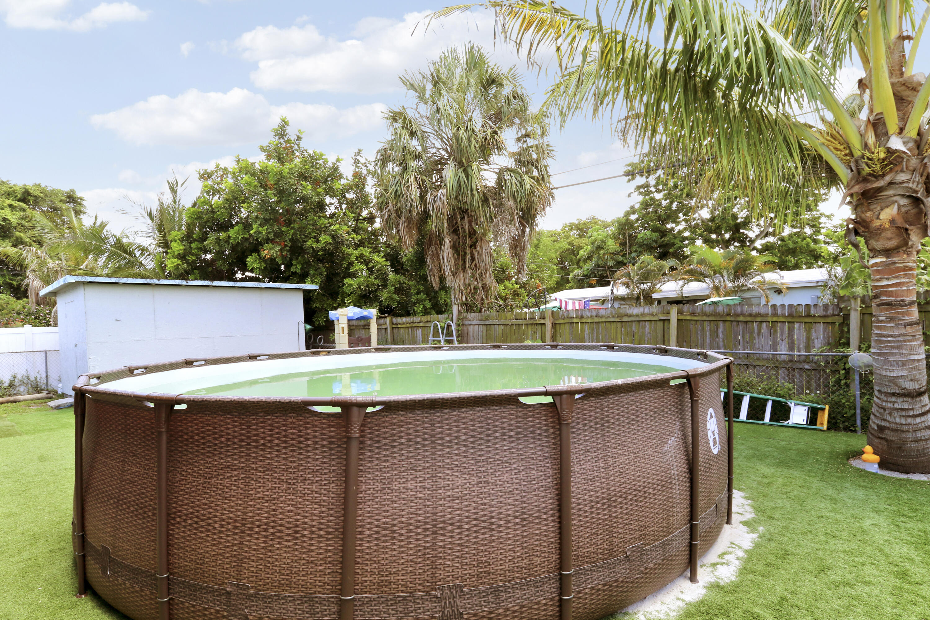 PALM BEACH CABANA COLONY 2 - Residential