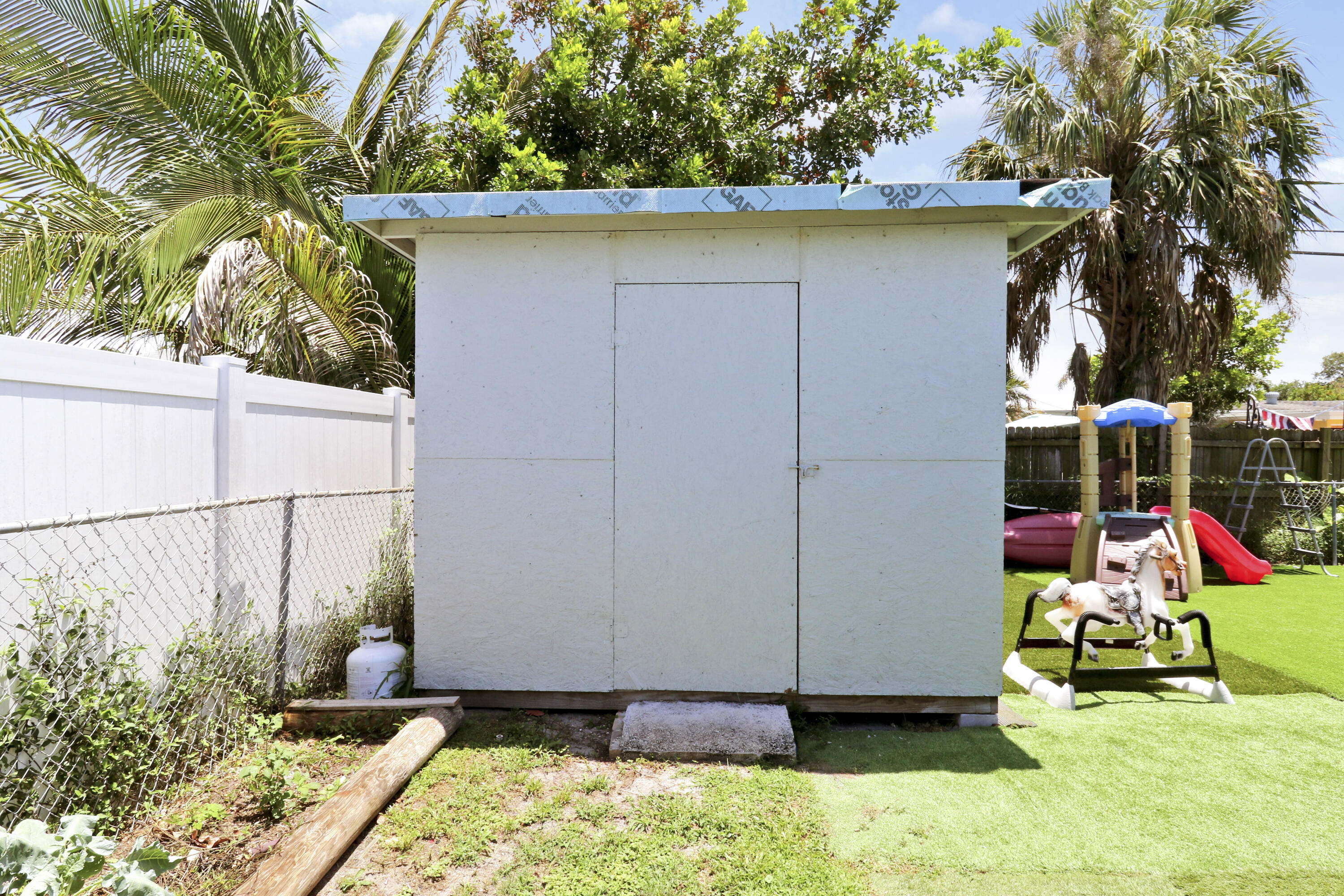 PALM BEACH CABANA COLONY 2 - Residential