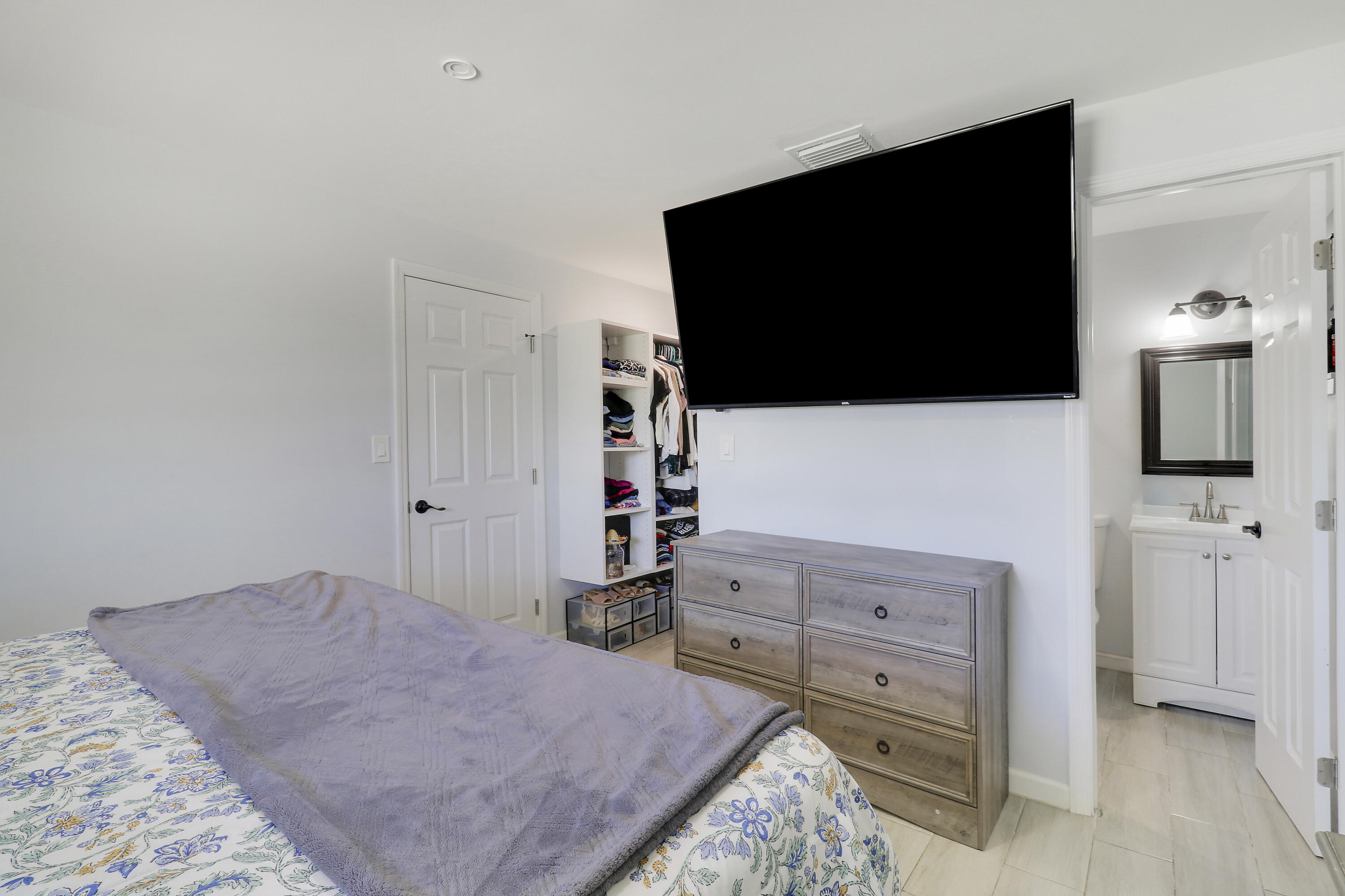 PALM BEACH CABANA COLONY 2 - Residential