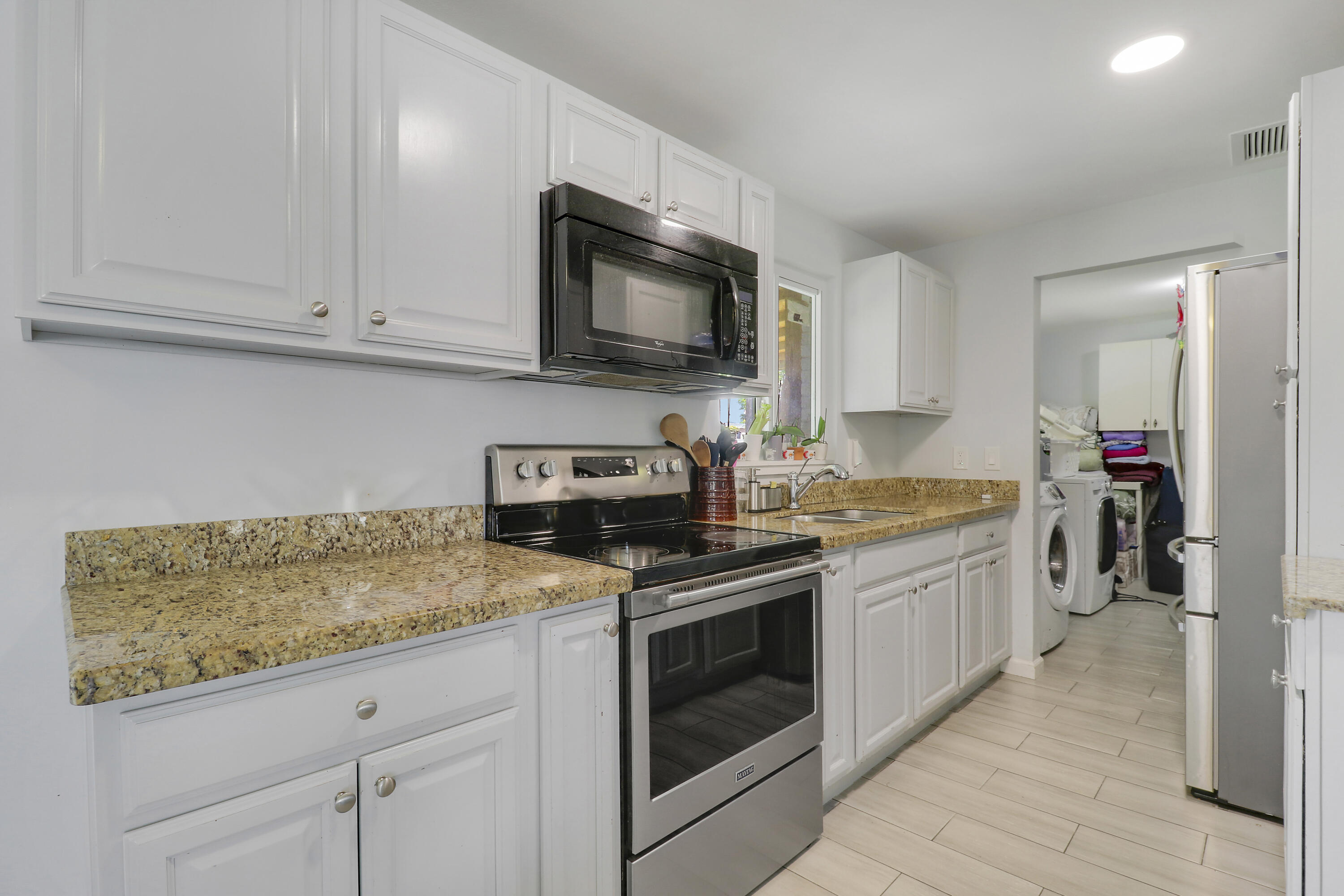 PALM BEACH CABANA COLONY 2 - Residential