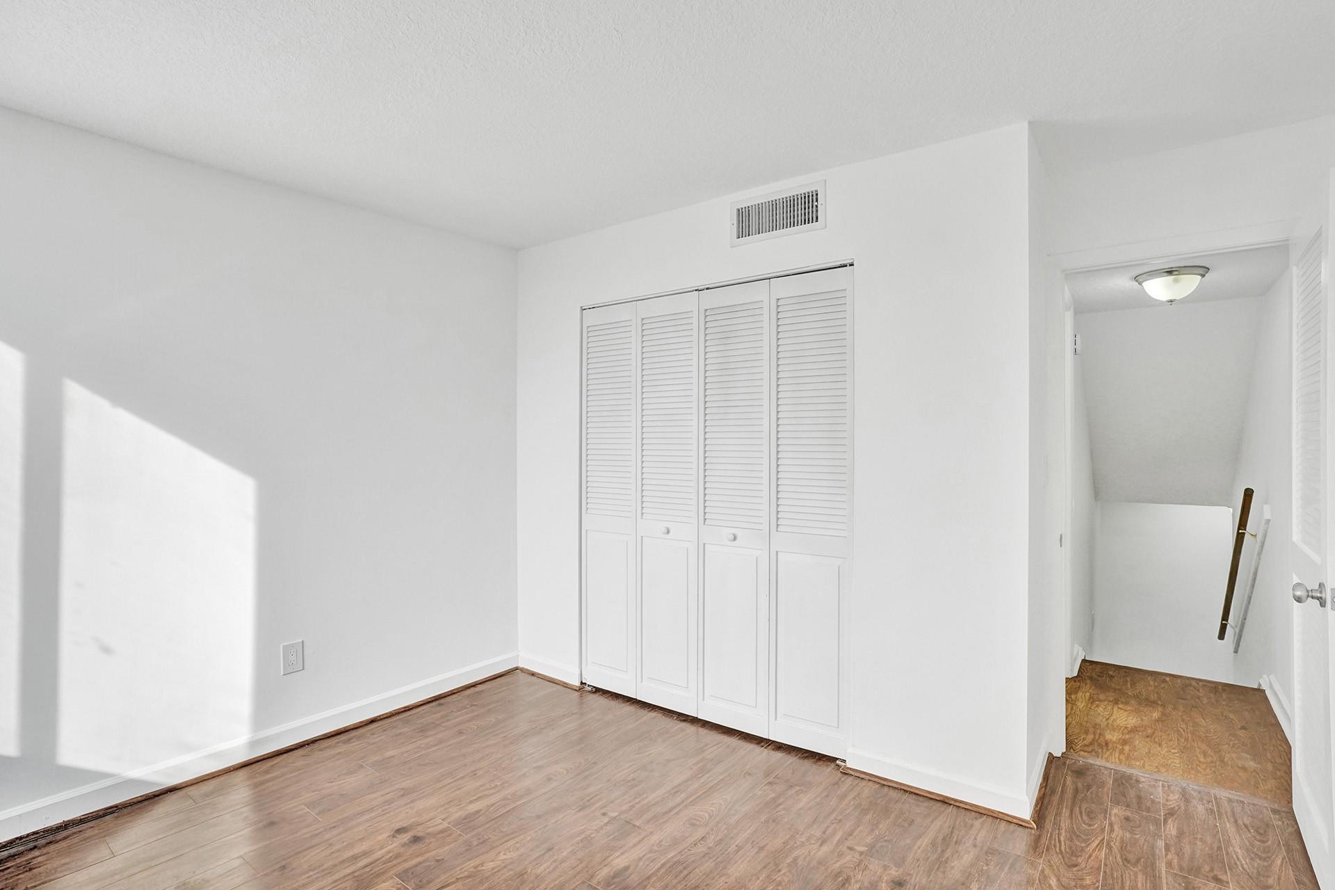 LAVERS DELRAY RACQUET CLU - Residential