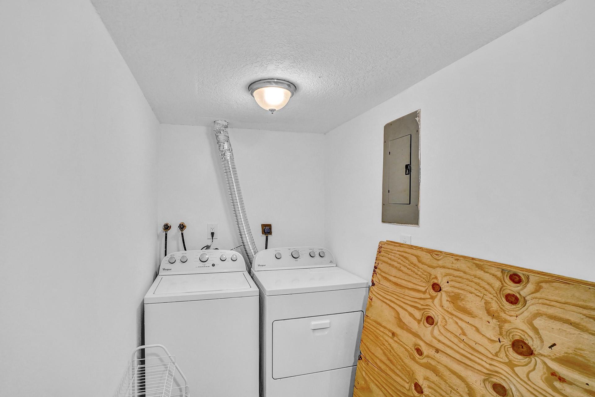 LAVERS DELRAY RACQUET CLU - Residential