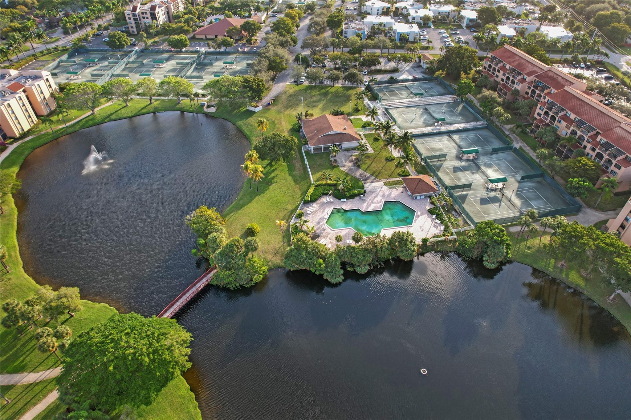 LAVERS DELRAY RACQUET CLU - Residential