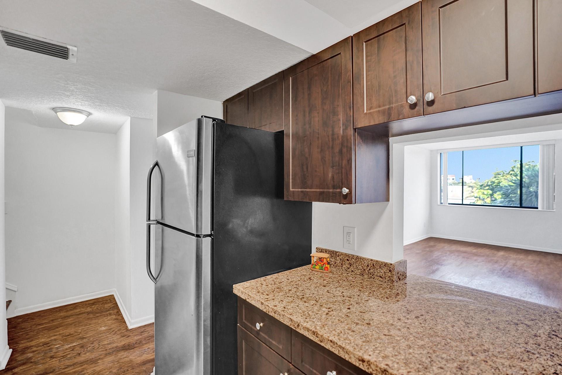 LAVERS DELRAY RACQUET CLU - Residential