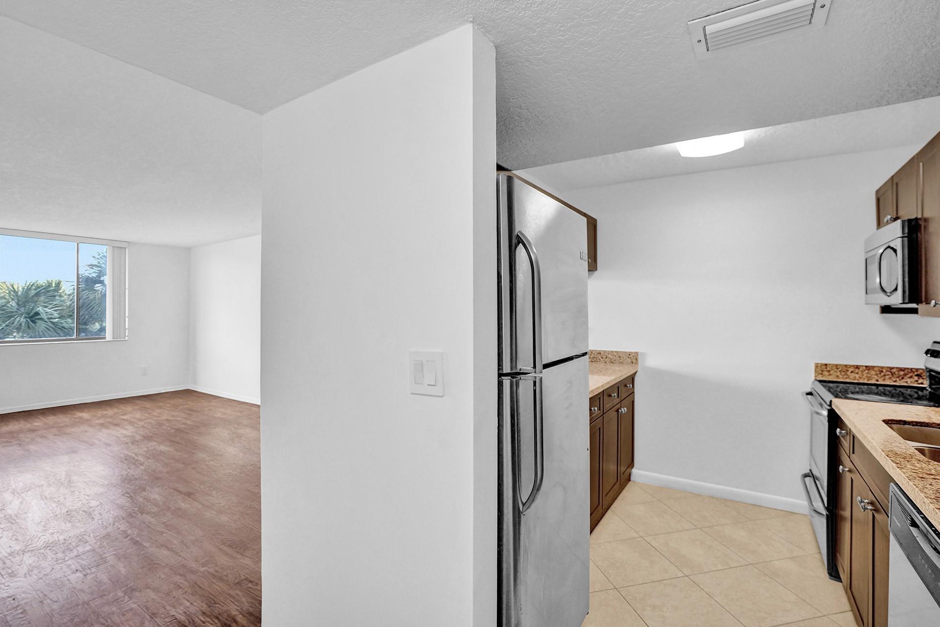 LAVERS DELRAY RACQUET CLU - Residential