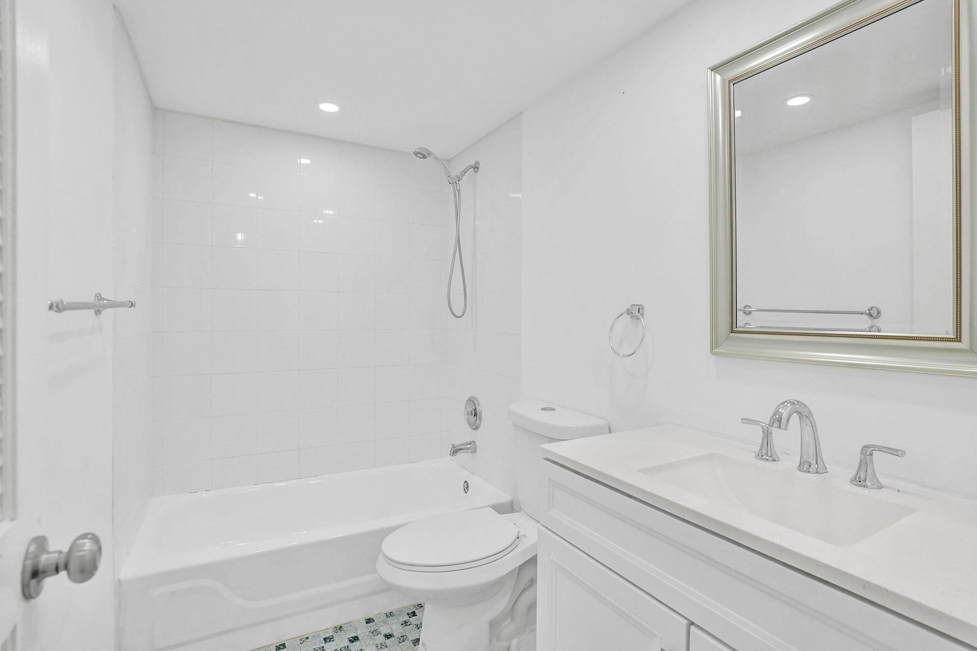 LAVERS DELRAY RACQUET CLU - Residential