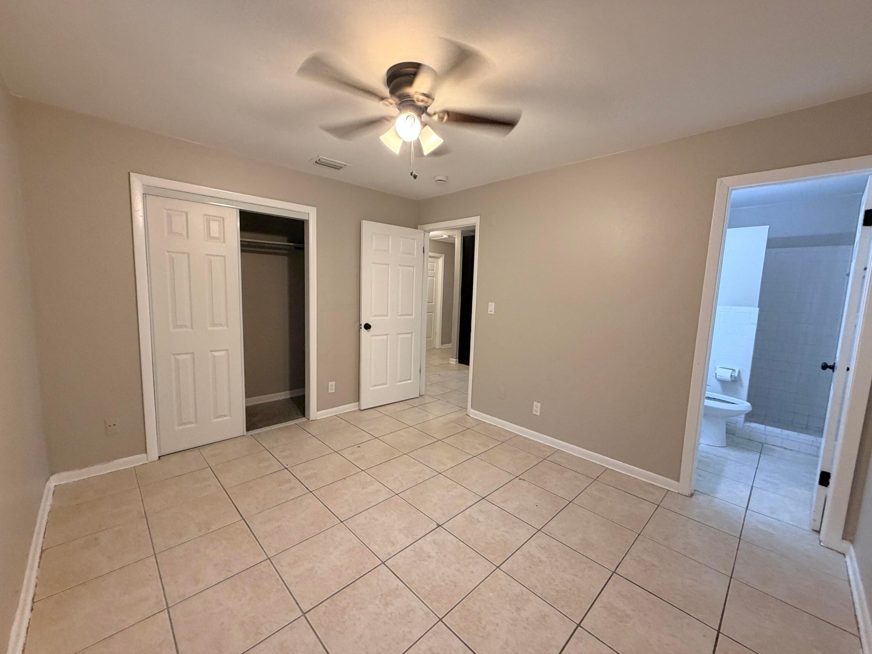 CLOWS - Residential Lease