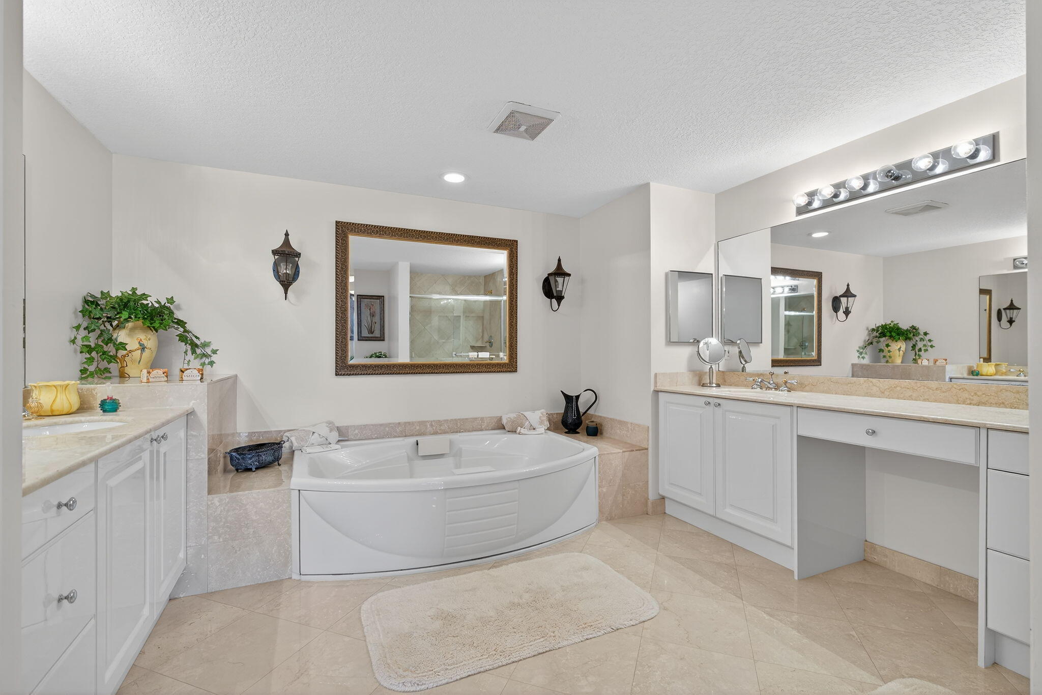 OCEAN ROYALE CONDO - Residential