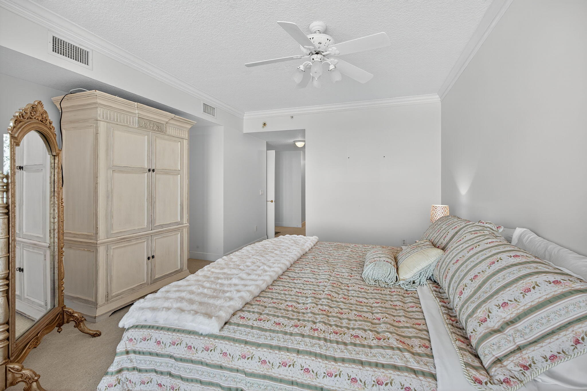 OCEAN ROYALE CONDO - Residential