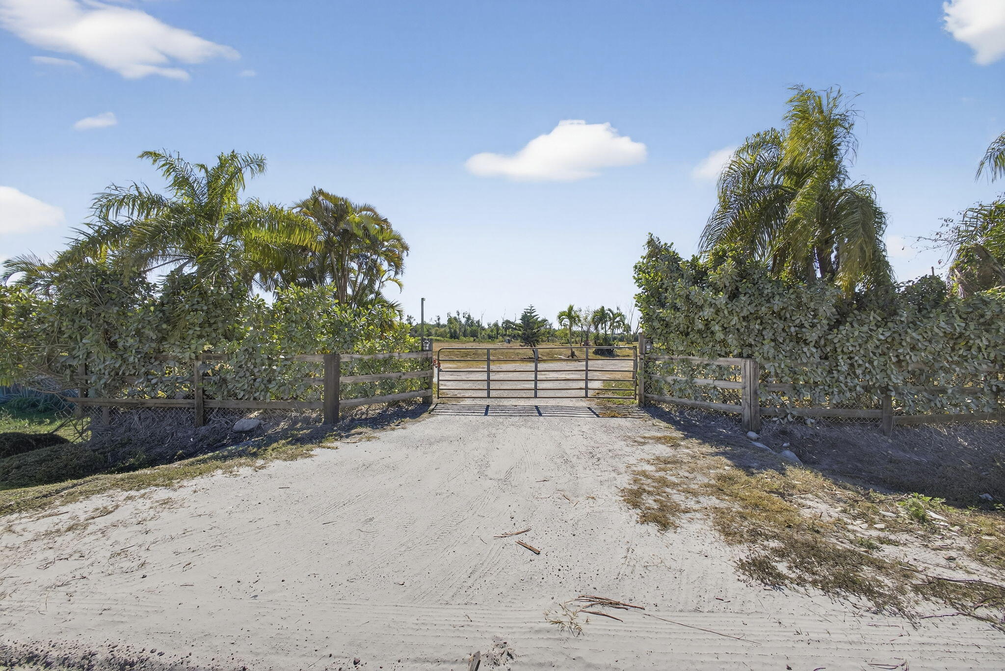 Rustic Ranches - Land