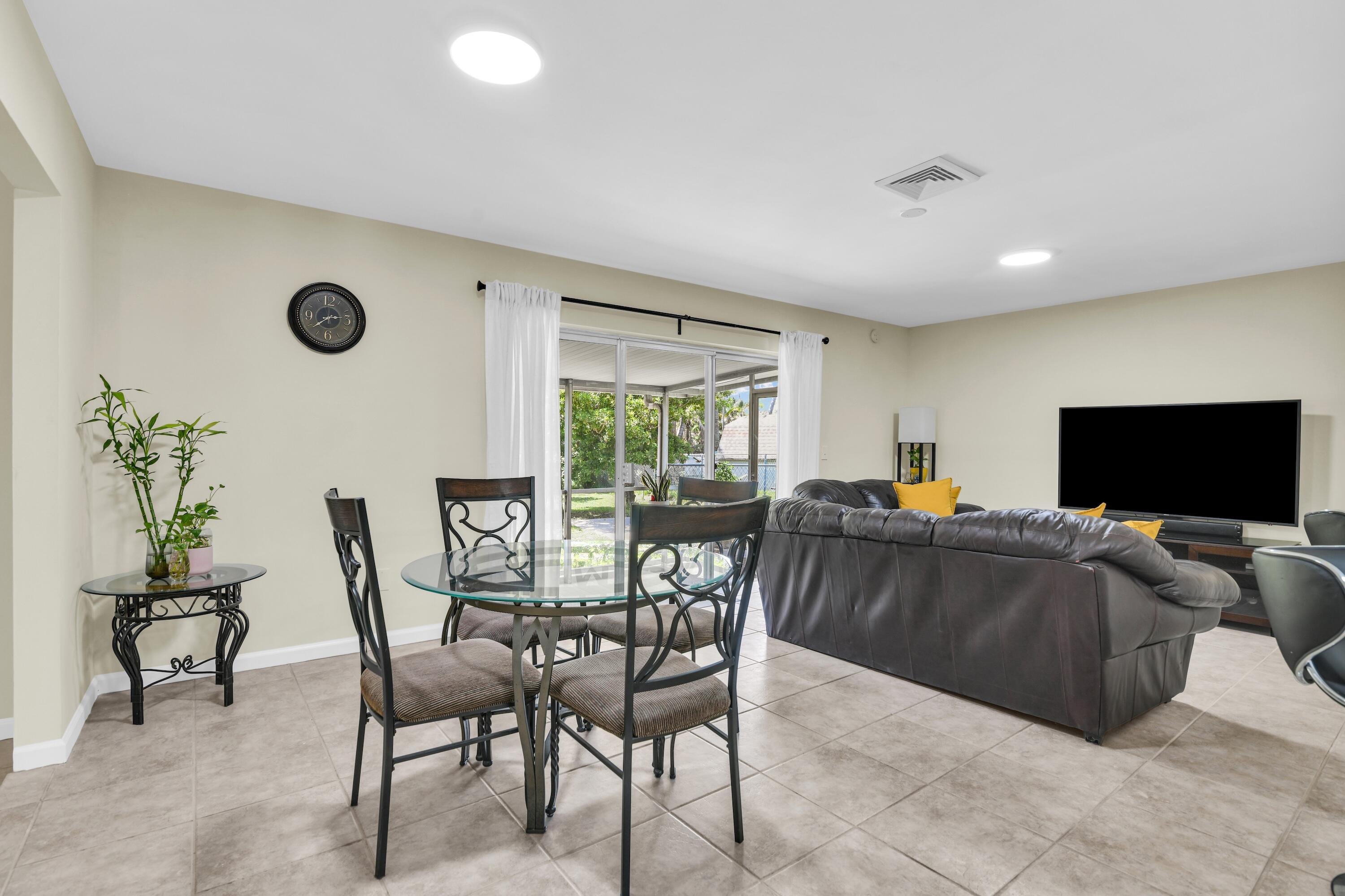 NOVA HOMES TWO - Residential