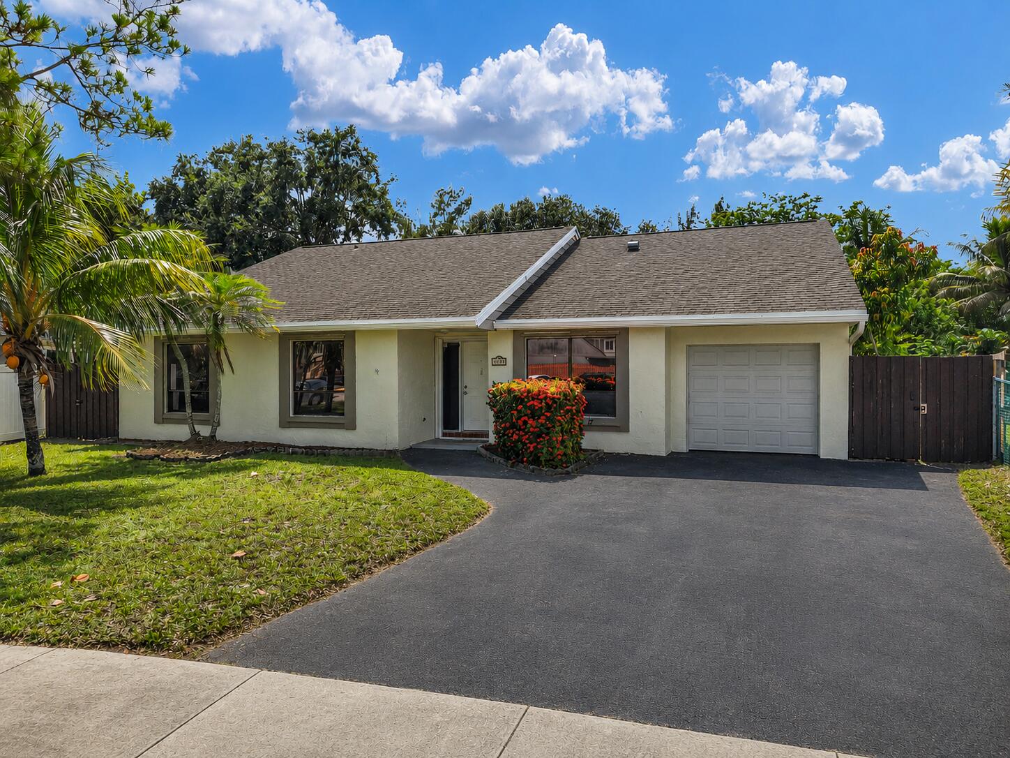 NOVA HOMES TWO - Residential