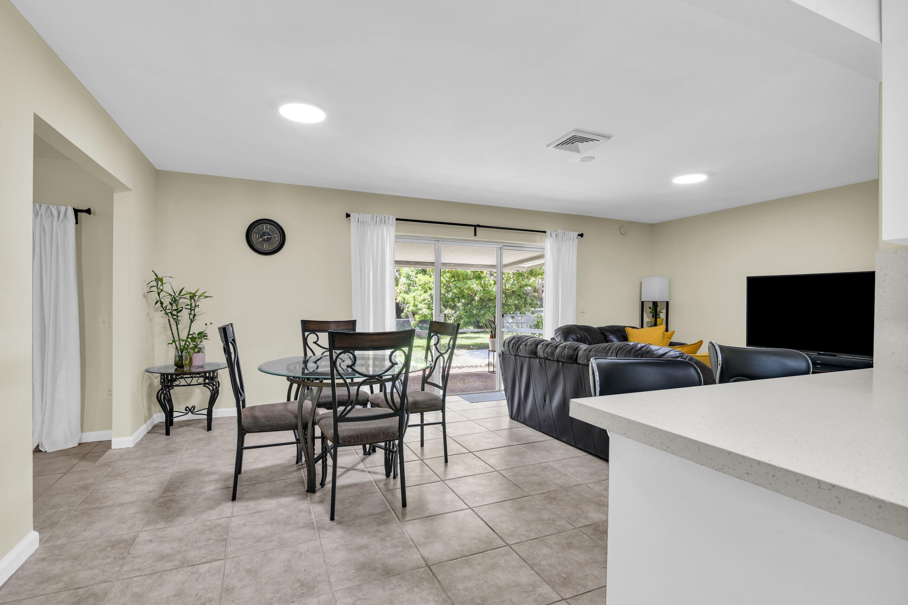 NOVA HOMES TWO - Residential