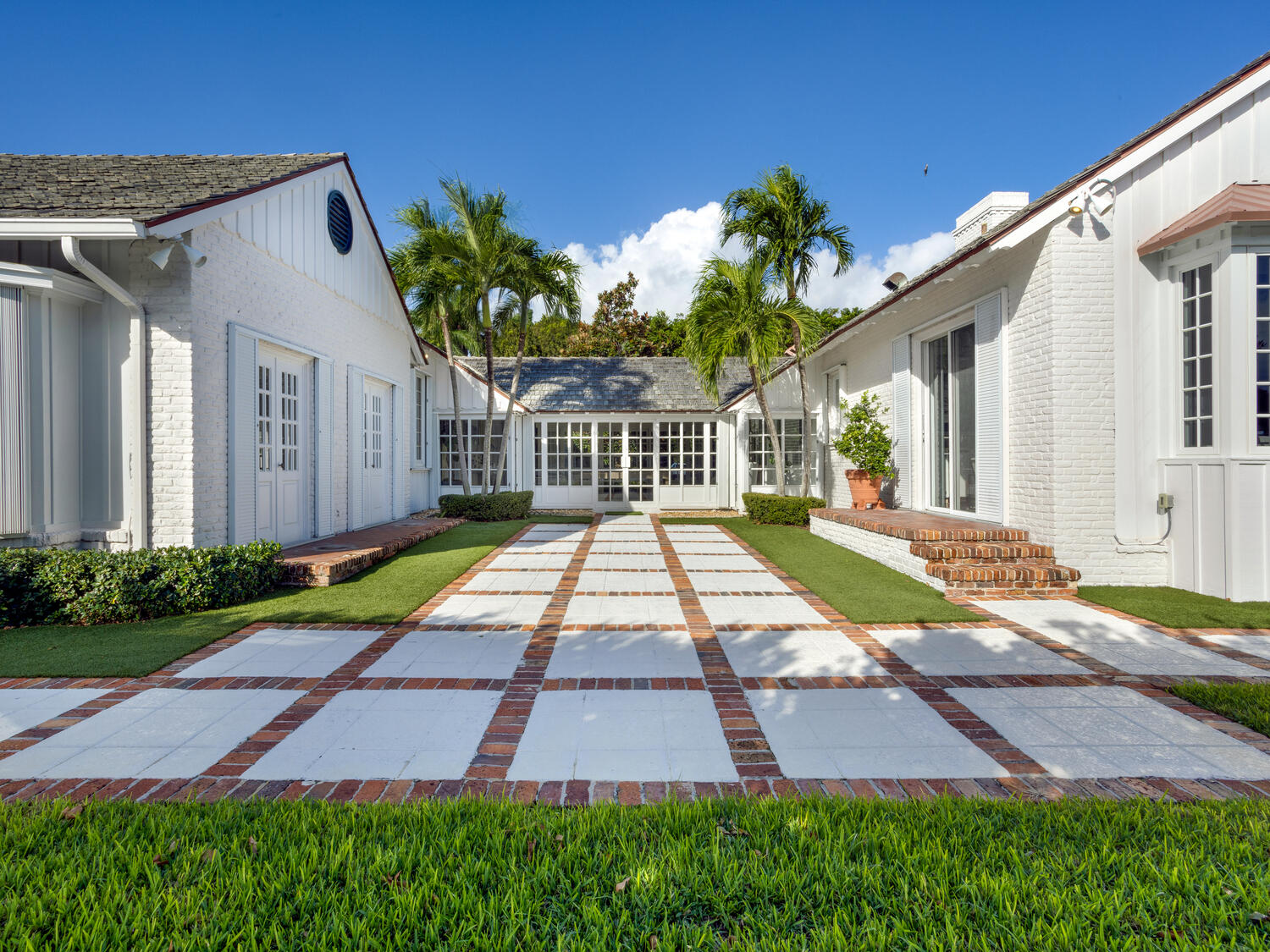 Royal Palm Yacht & Country Club - Residential