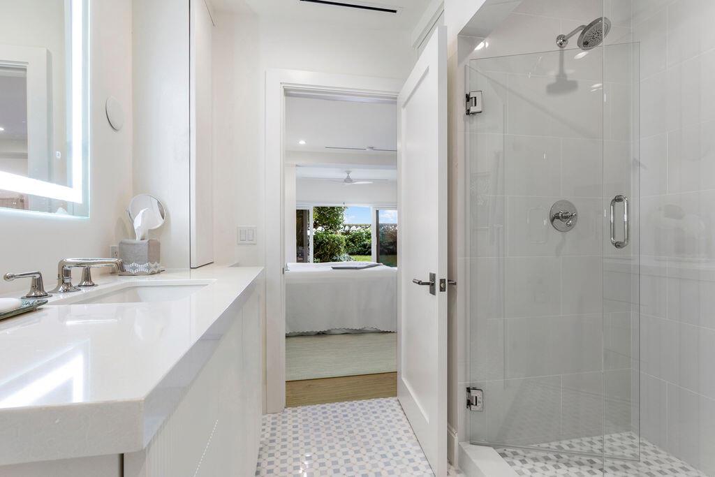 THREE HUNDRED OCEAN BLVD APTS INC - Residential