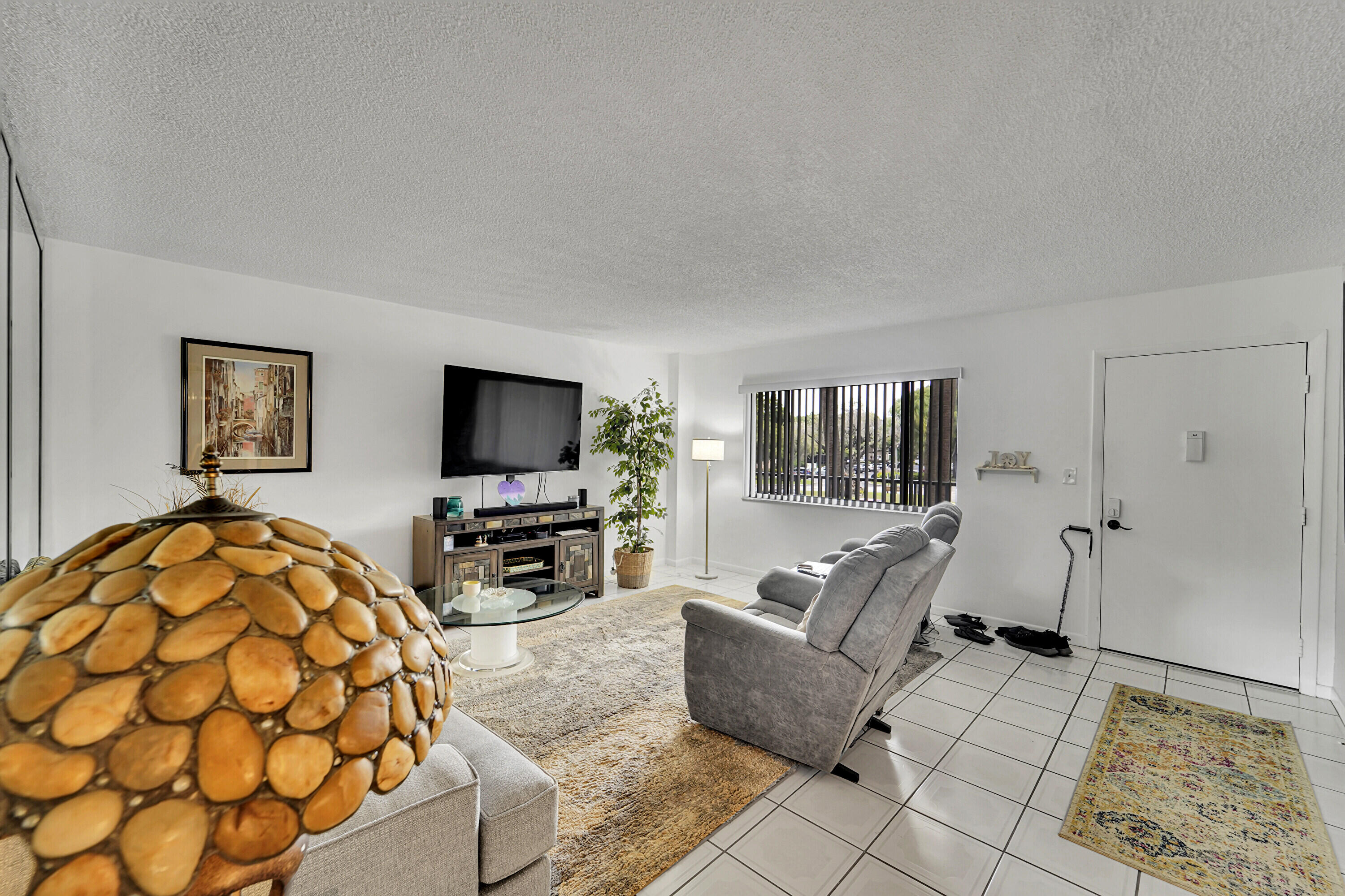 ASHMONT CONDOMINIUM - Residential