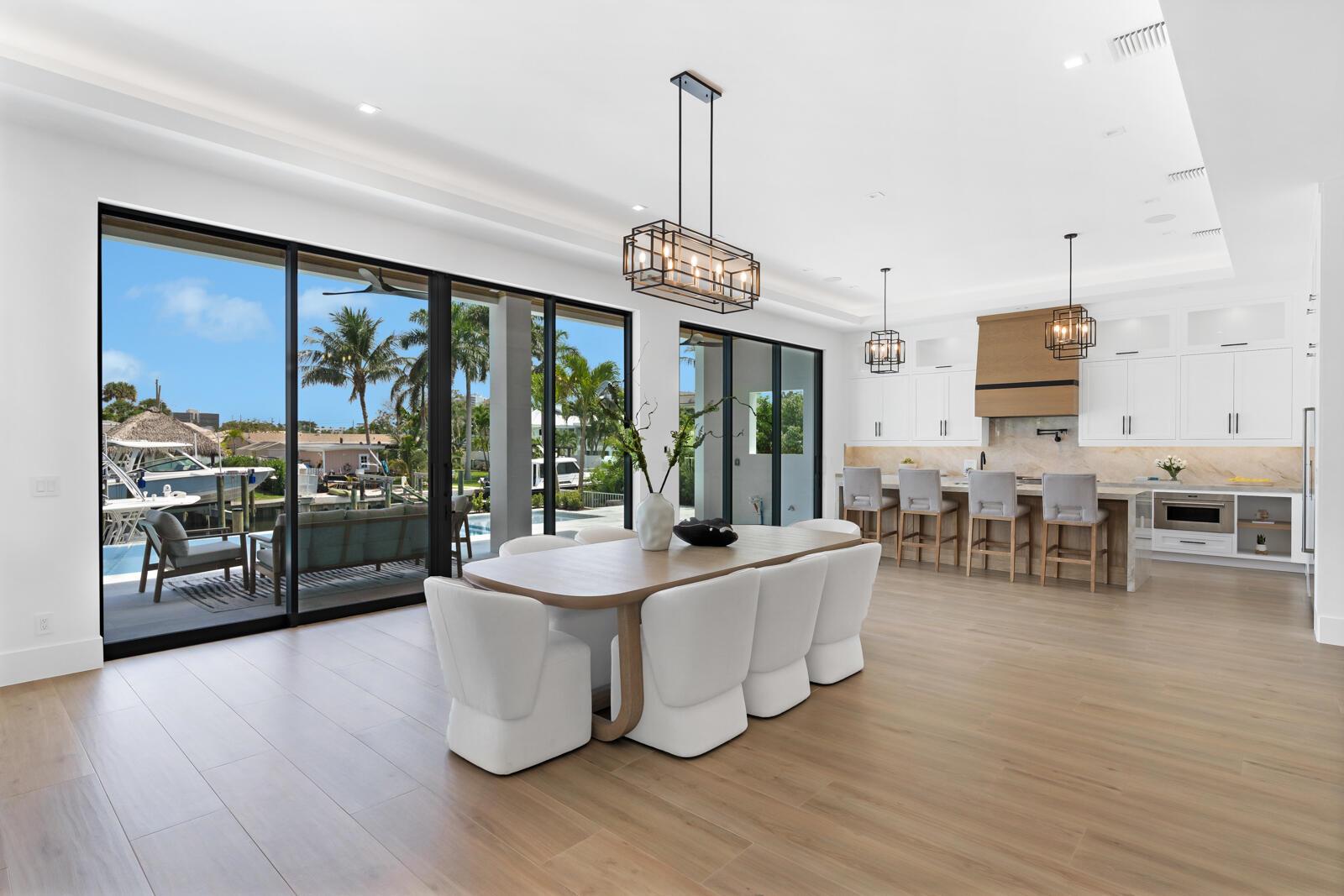 PIRATES COVE - Residential