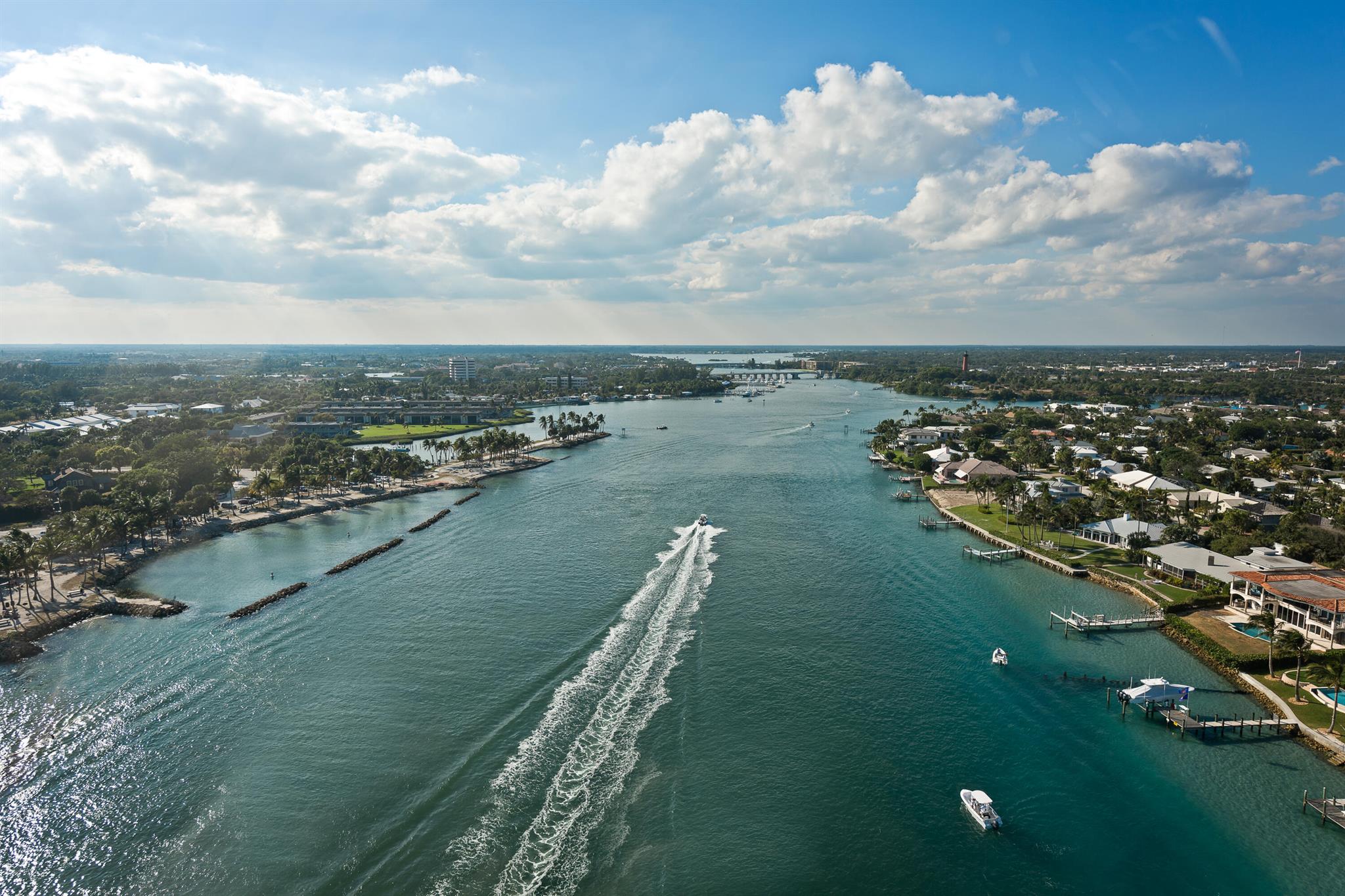 PIRATES COVE - Residential