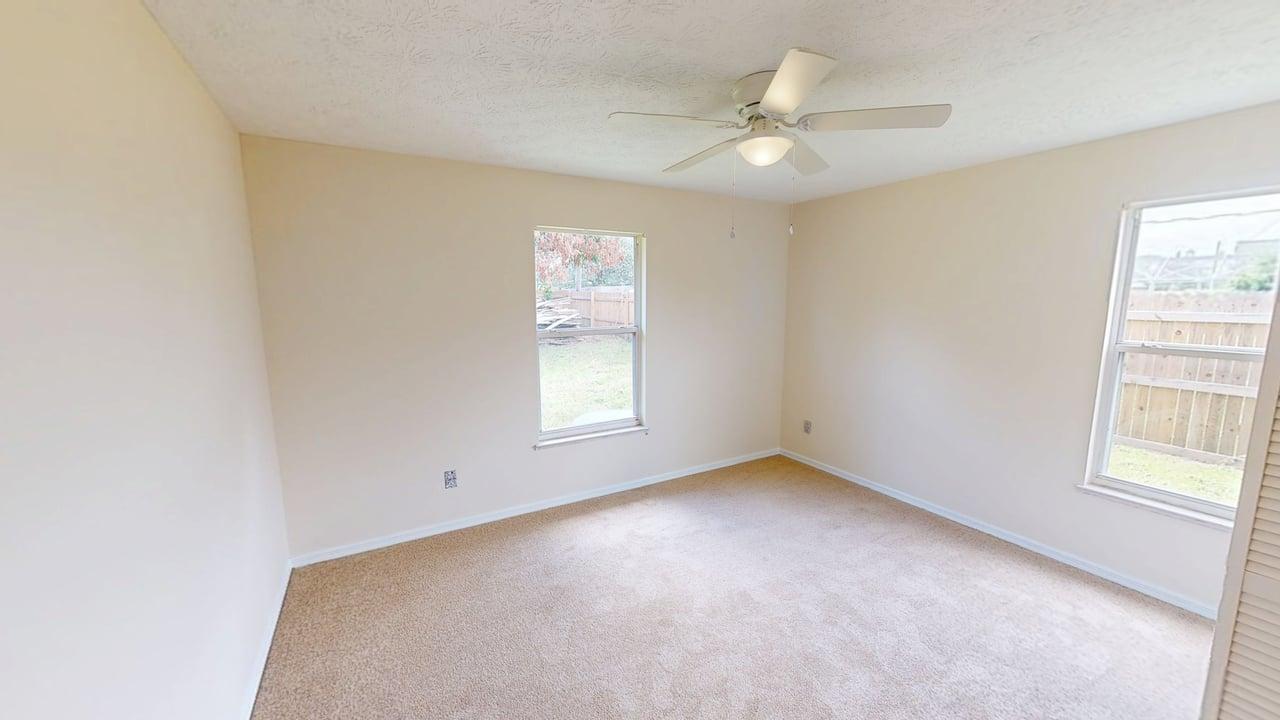 PORT ST LUCIE SECTION 30 - Residential Lease
