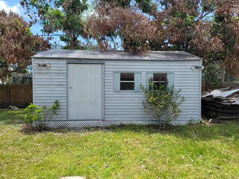 PORT ST LUCIE SECTION 30 - Residential Lease
