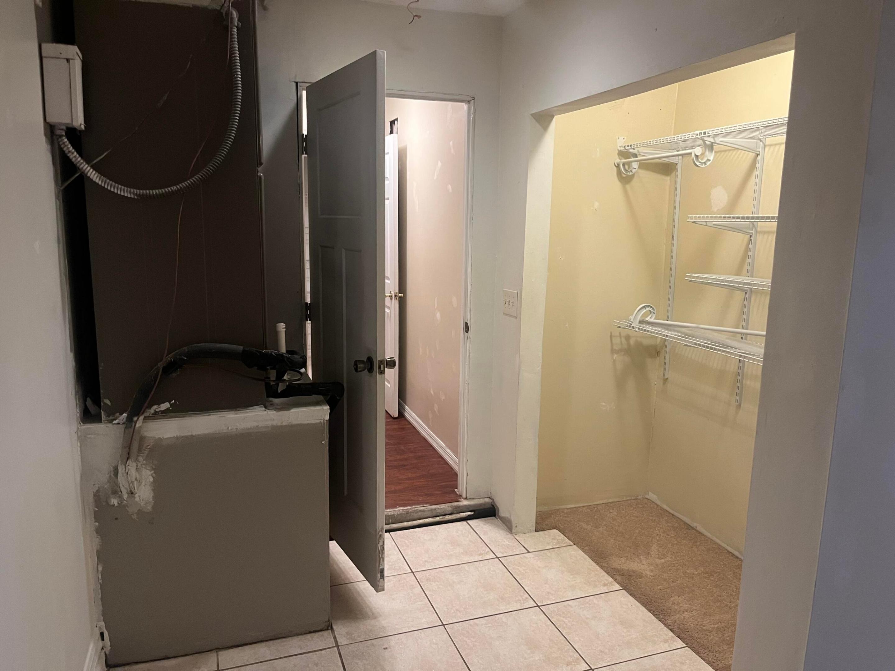 PORT ST LUCIE SECTION 30 - Residential Lease