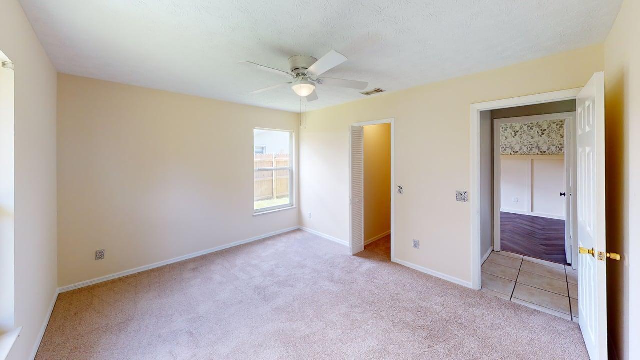PORT ST LUCIE SECTION 30 - Residential Lease