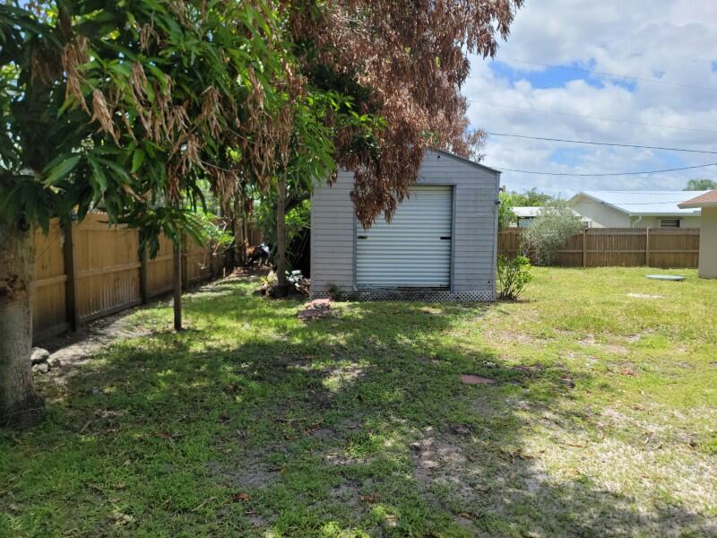 PORT ST LUCIE SECTION 30 - Residential Lease