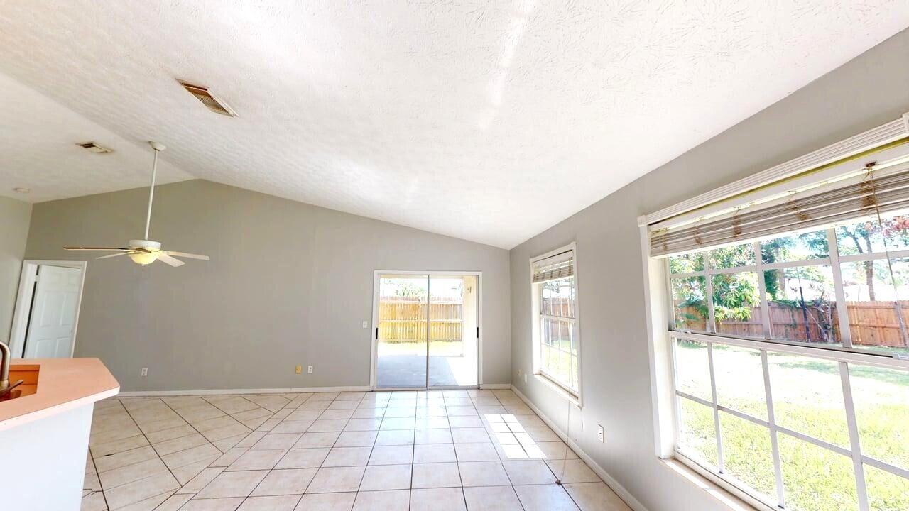 PORT ST LUCIE SECTION 30 - Residential Lease