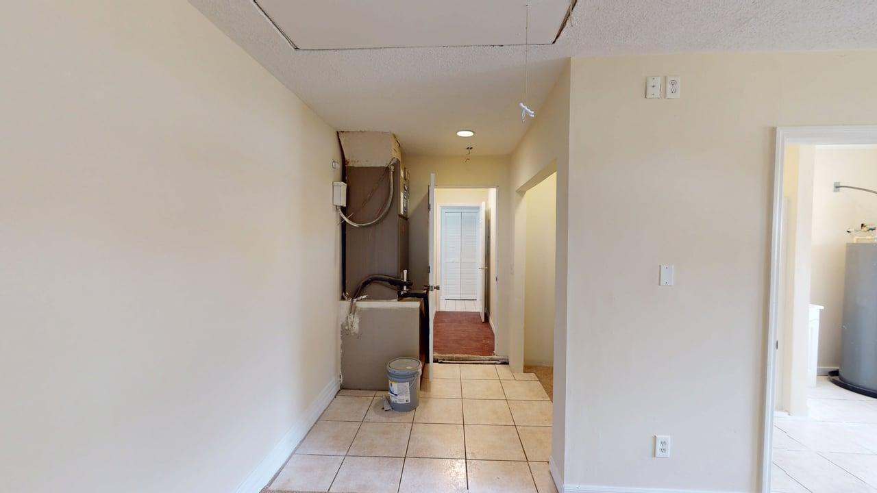 PORT ST LUCIE SECTION 30 - Residential Lease