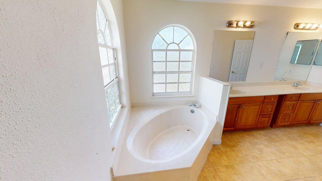 PORT ST LUCIE SECTION 30 - Residential Lease