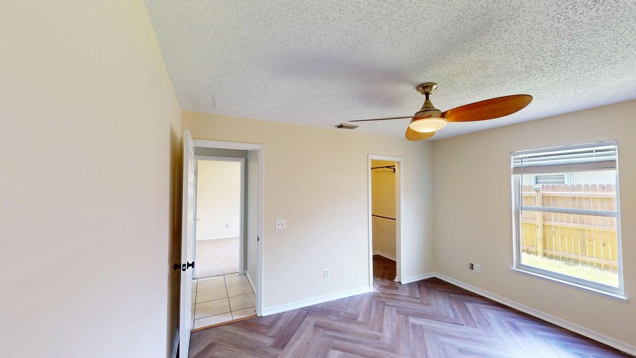 PORT ST LUCIE SECTION 30 - Residential Lease
