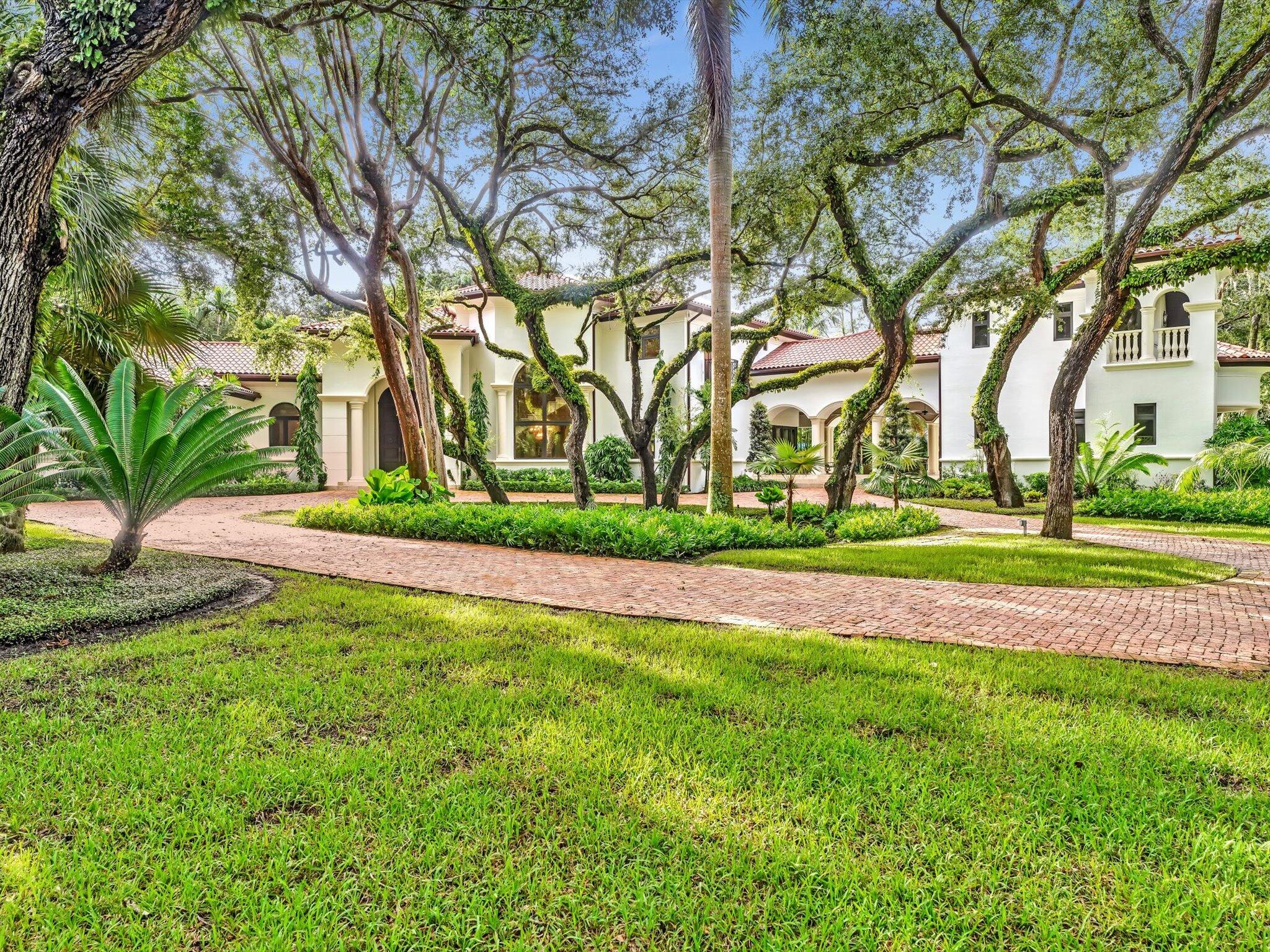 SNAPPER CREEK LAKES - Residential