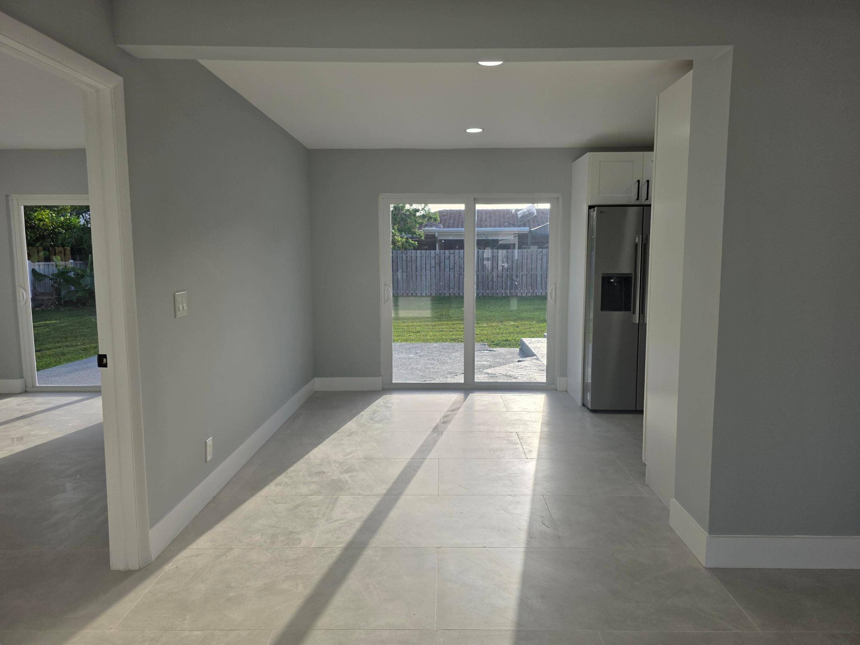 FOREST HILLS - Residential