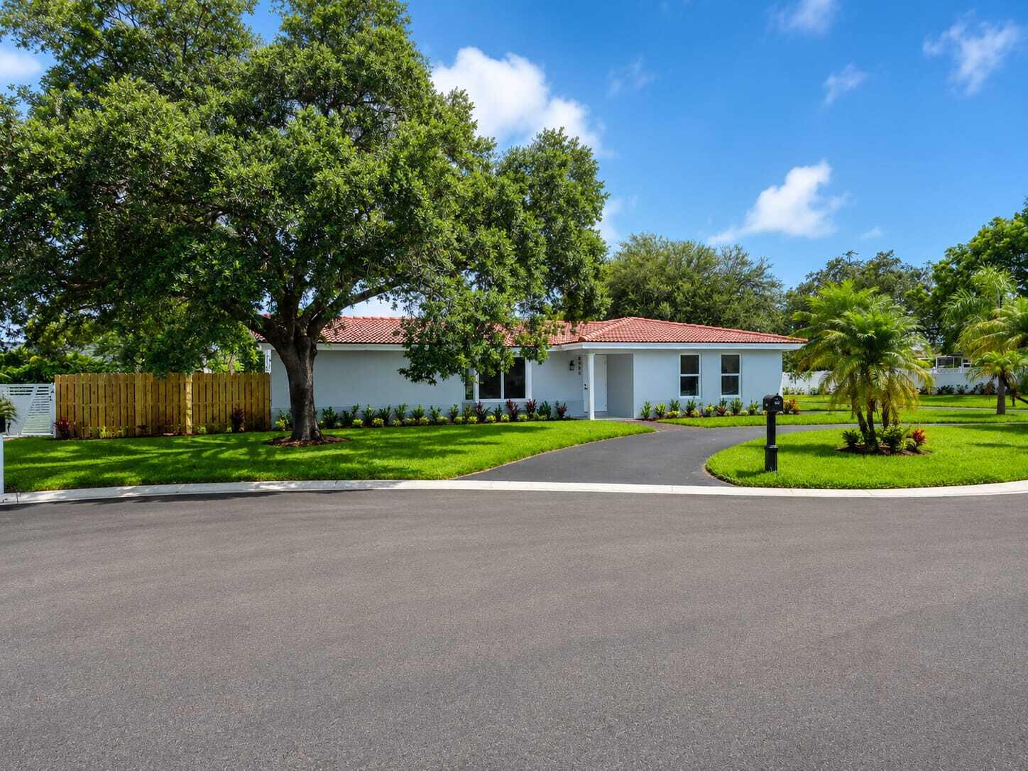 FOREST HILLS - Residential