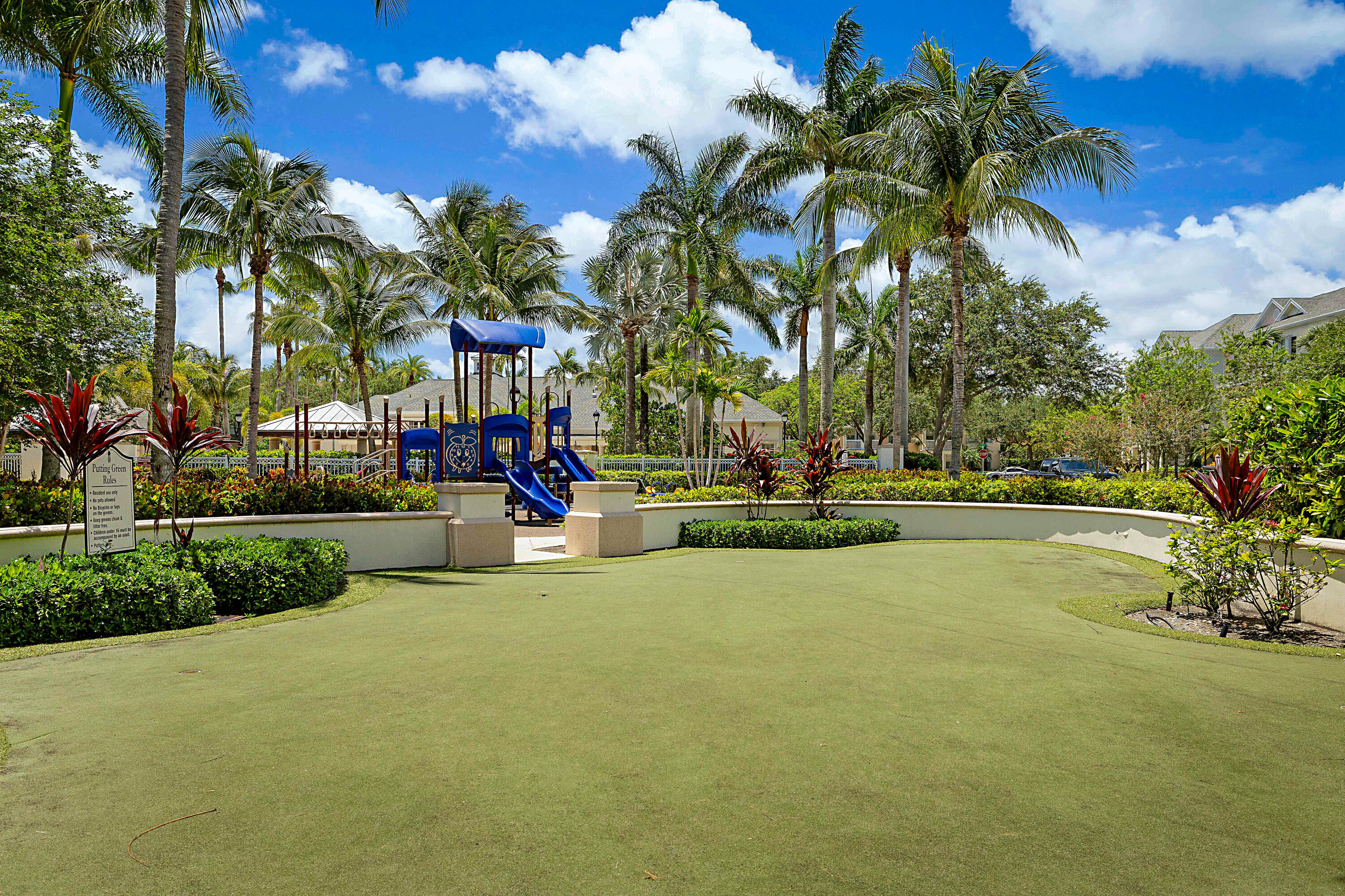 SOMERSET AT ABACOA CONDO - Residential
