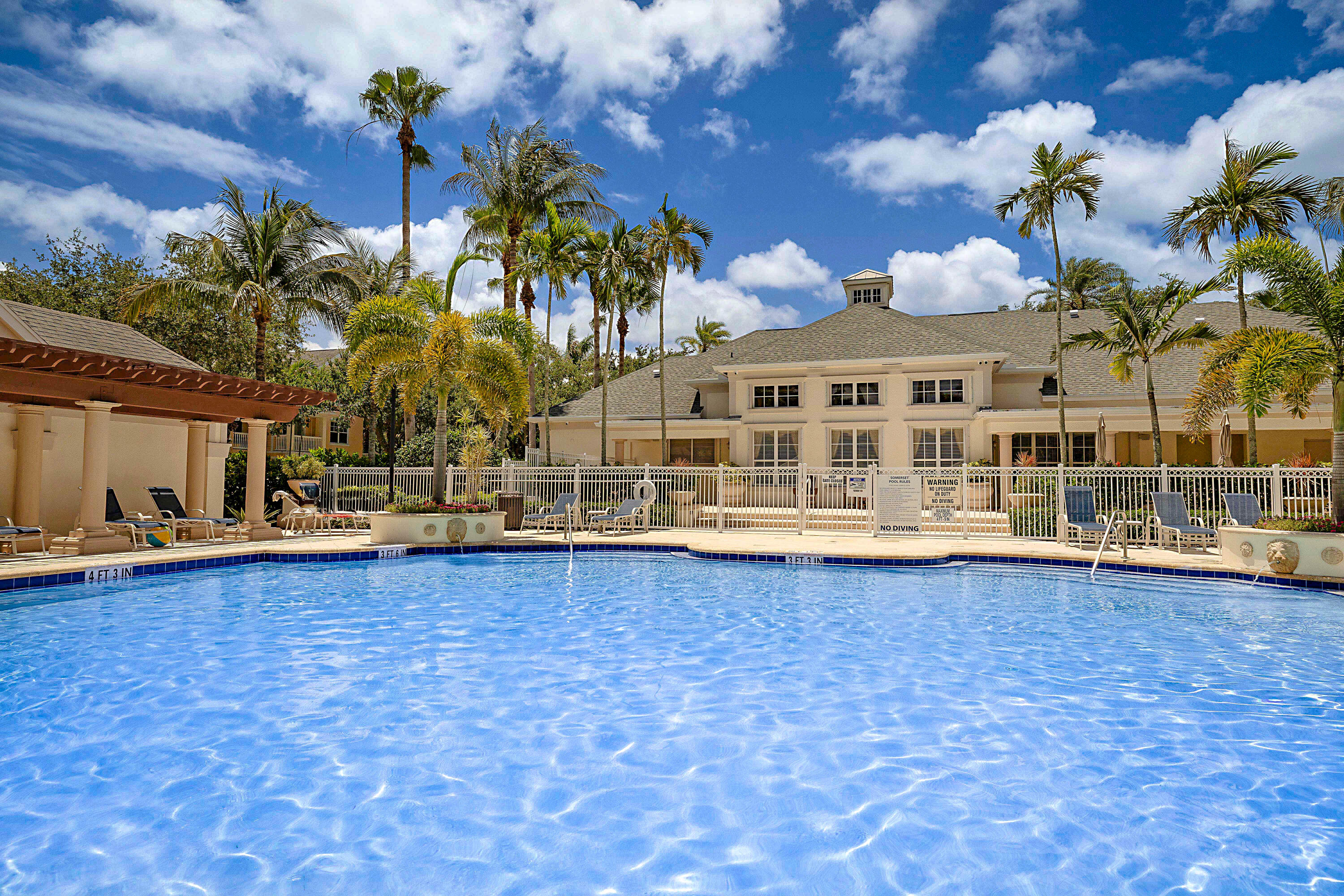 SOMERSET AT ABACOA CONDO - Residential