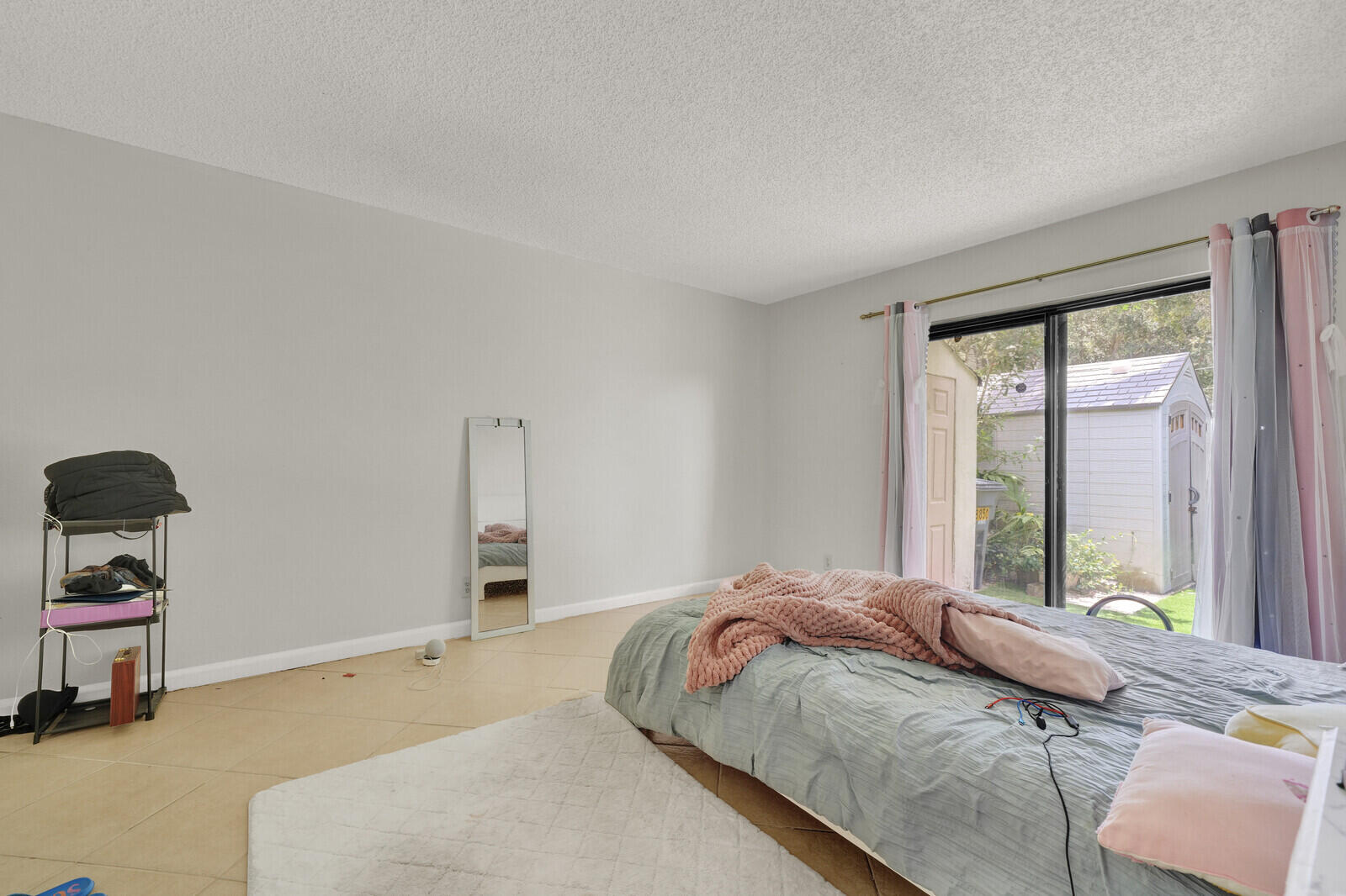 BARRWOOD - Residential