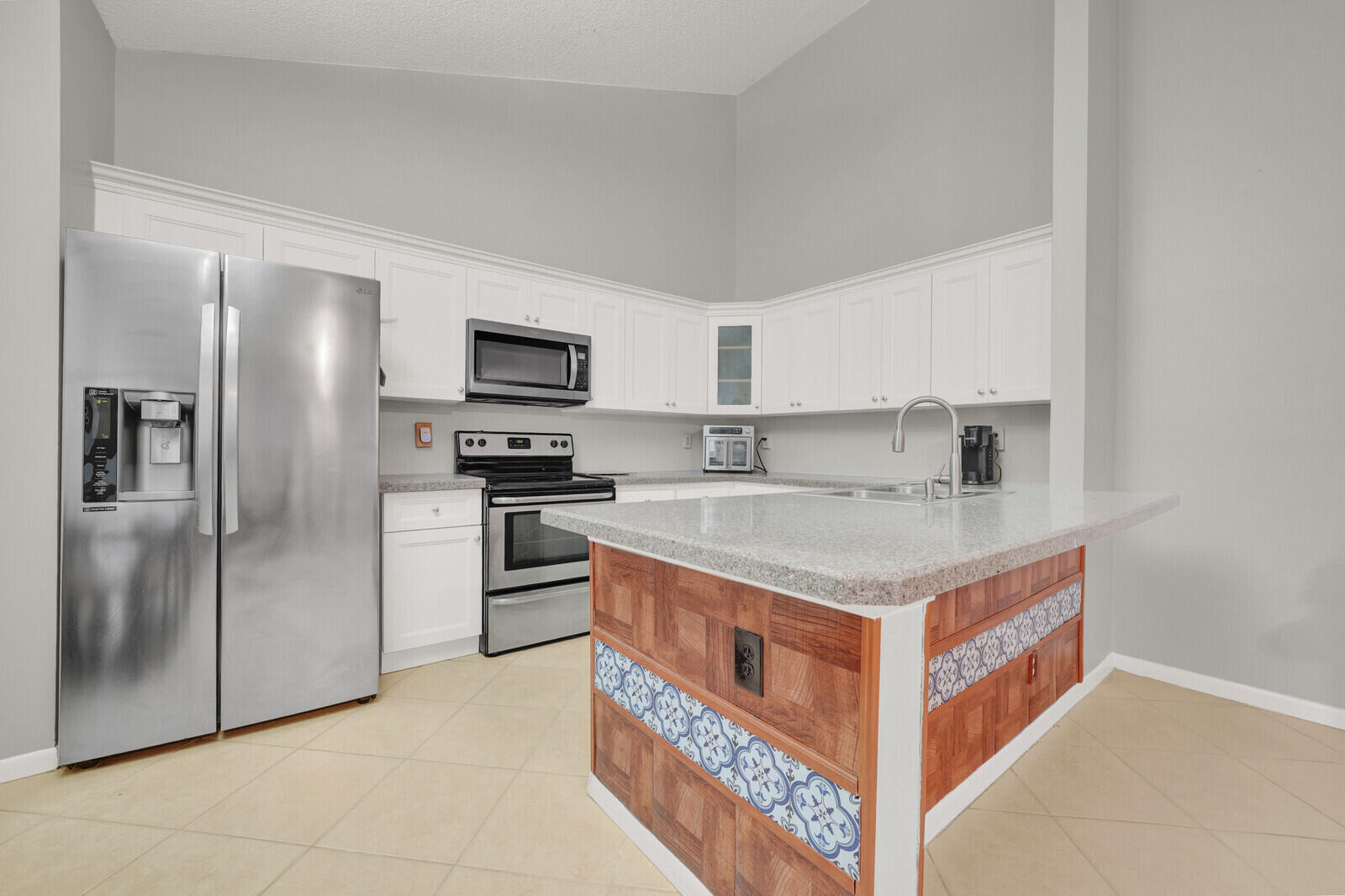 BARRWOOD - Residential